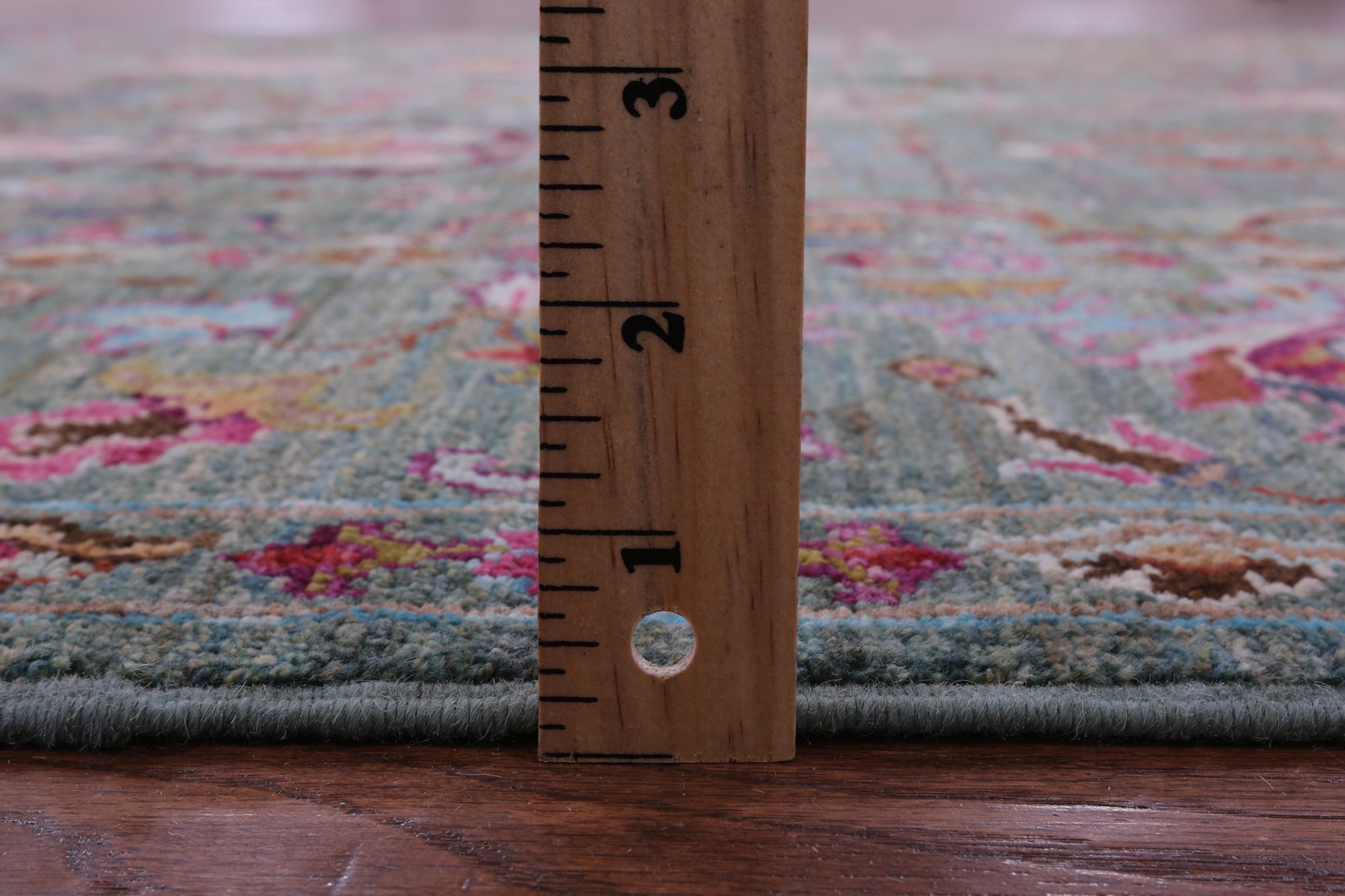 Green Peshawar Hand Knotted Wool Rug - 5' 10" X 7' 10" - Golden Nile