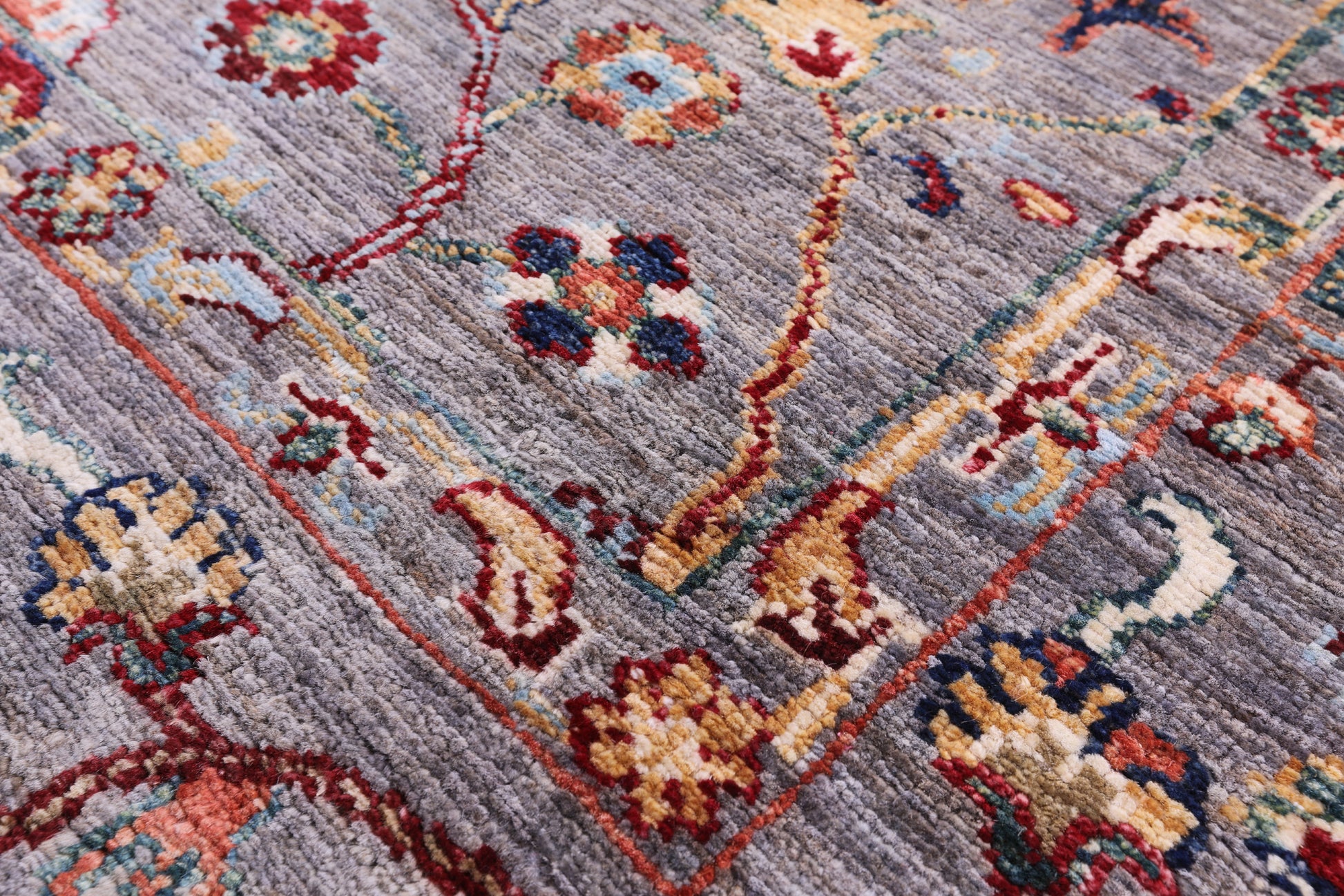 Grey Peshawar Hand Knotted Wool Rug - 6' 11" X 9' 7" - Golden Nile