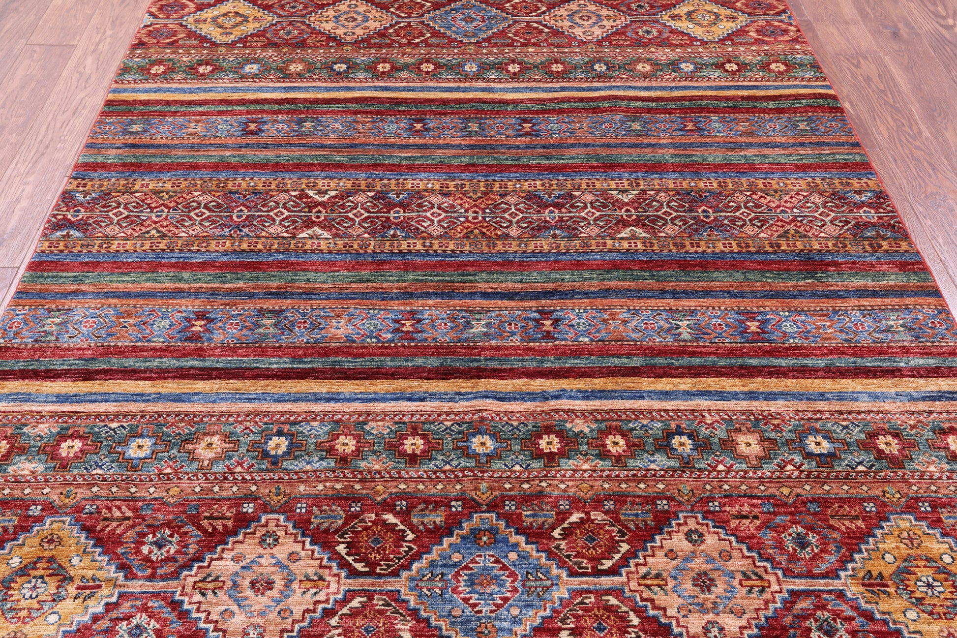 Khorjin Persian Gabbeh Hand Knotted Wool Rug - 5' 9" X 8' 0" - Golden Nile