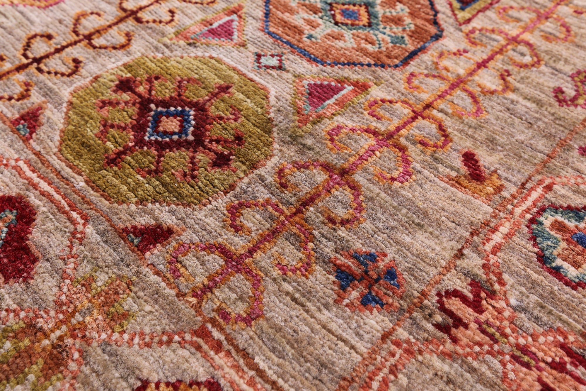 Turkmen Ersari Hand Knotted Wool Rug - 5' 8" X 8' 3" - Golden Nile