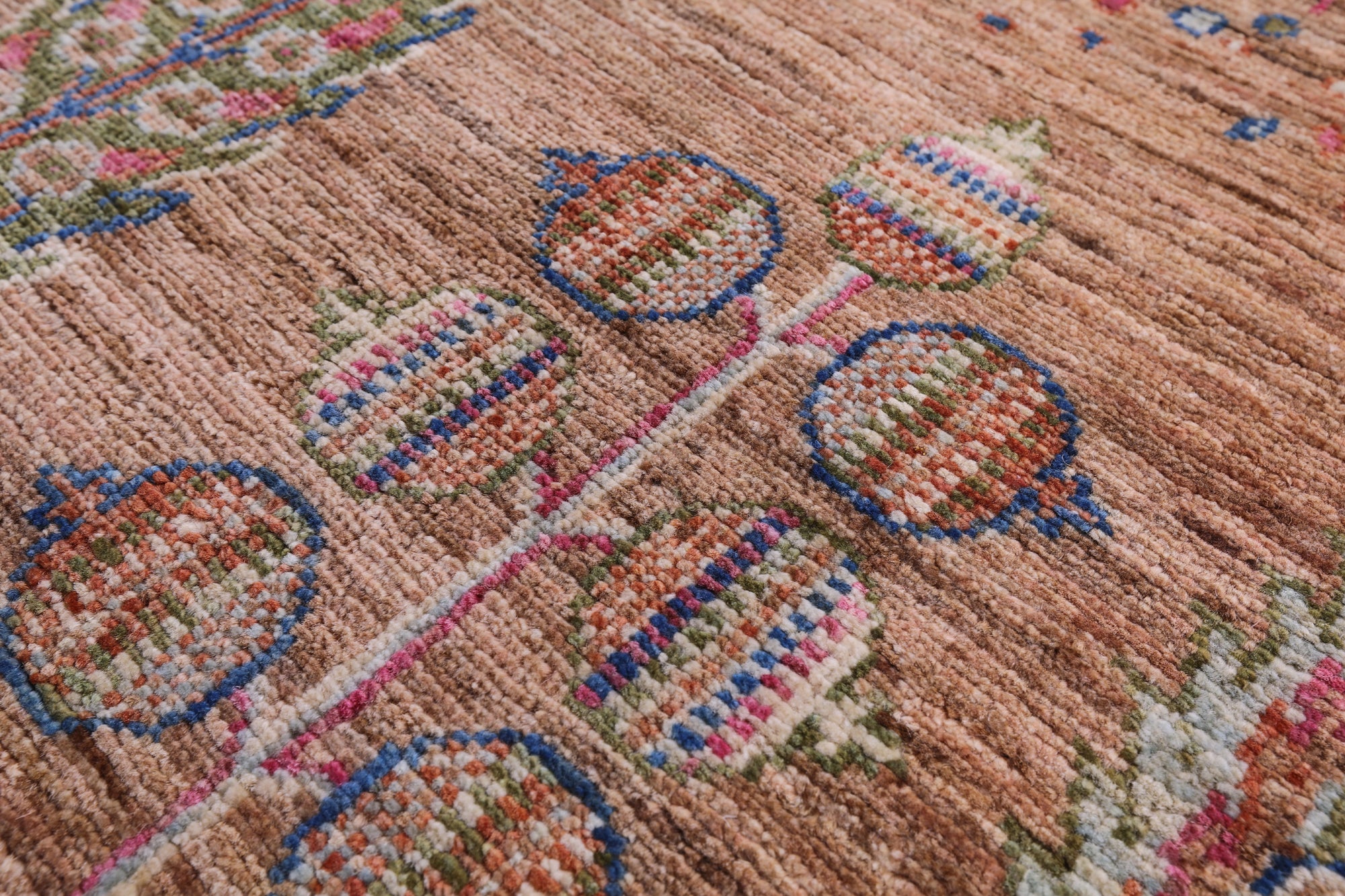 Tribal Persian Gabbeh Hand Knotted Wool Rug - 5' 7" X 7' 7" - Golden Nile