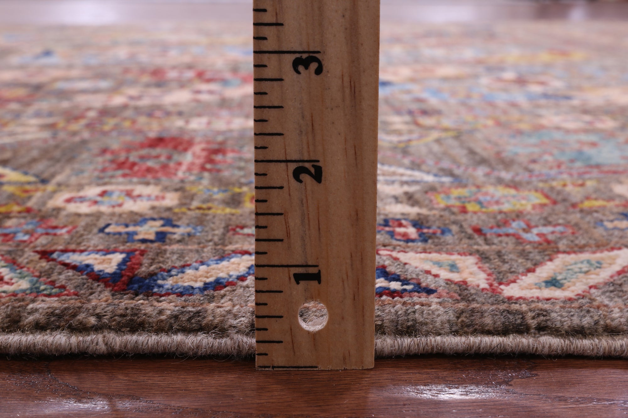 Turkmen Ersari Hand Knotted Wool Rug - 5' 6" X 9' 9" - Golden Nile