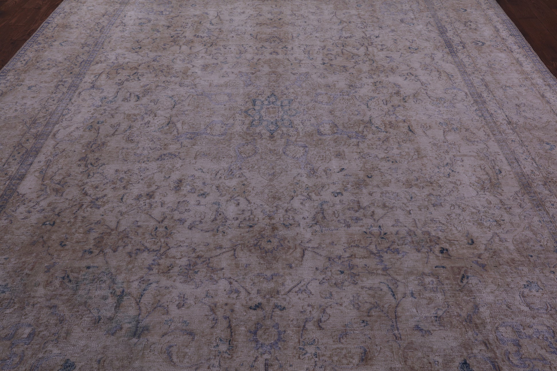 Ivory Persian Vintage White Wash Hand Knotted Wool Rug - 9' 7" X 12' 0" - Golden Nile