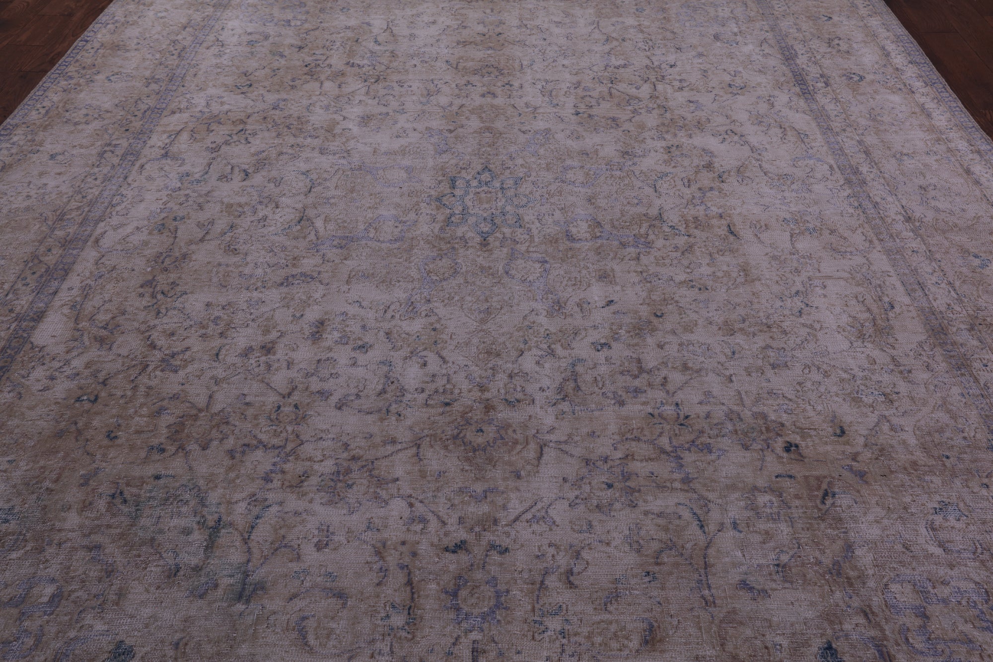 Ivory Persian Vintage White Wash Hand Knotted Wool Rug - 9' 7" X 12' 0" - Golden Nile