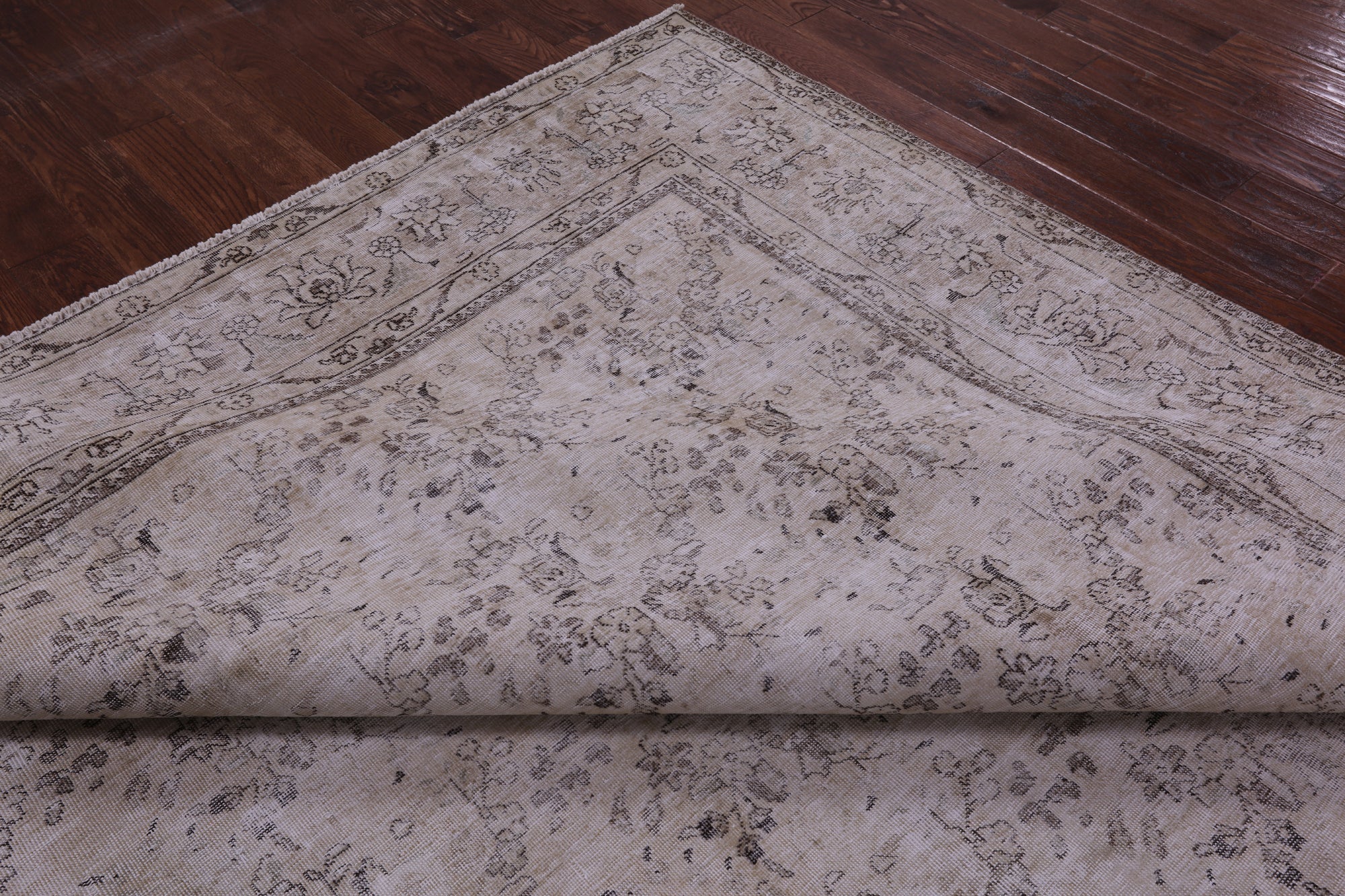 Ivory Persian Vintage White Wash Handmade Wool Rug - 9' 8" X 12' 6" - Golden Nile