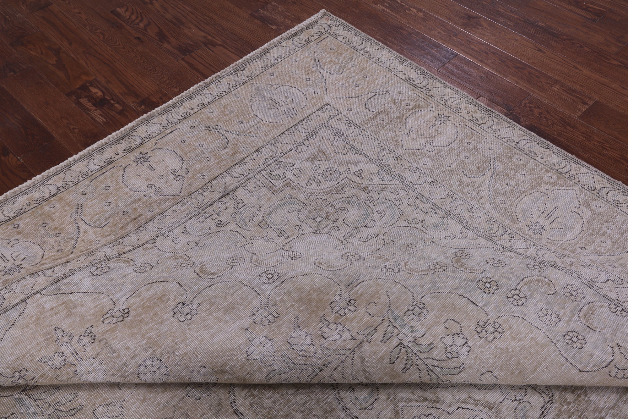 Ivory Persian Vintage White Wash Hand Knotted Wool Rug - 9' 8" X 12' 3" - Golden Nile