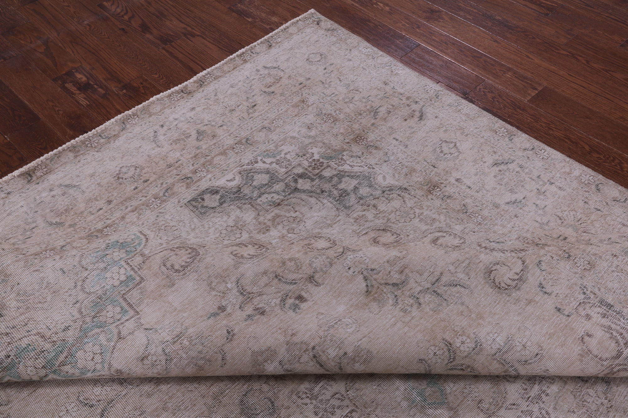 Ivory Persian Vintage White Wash Hand Knotted Wool Rug - 9' 10" X 12' 6" - Golden Nile