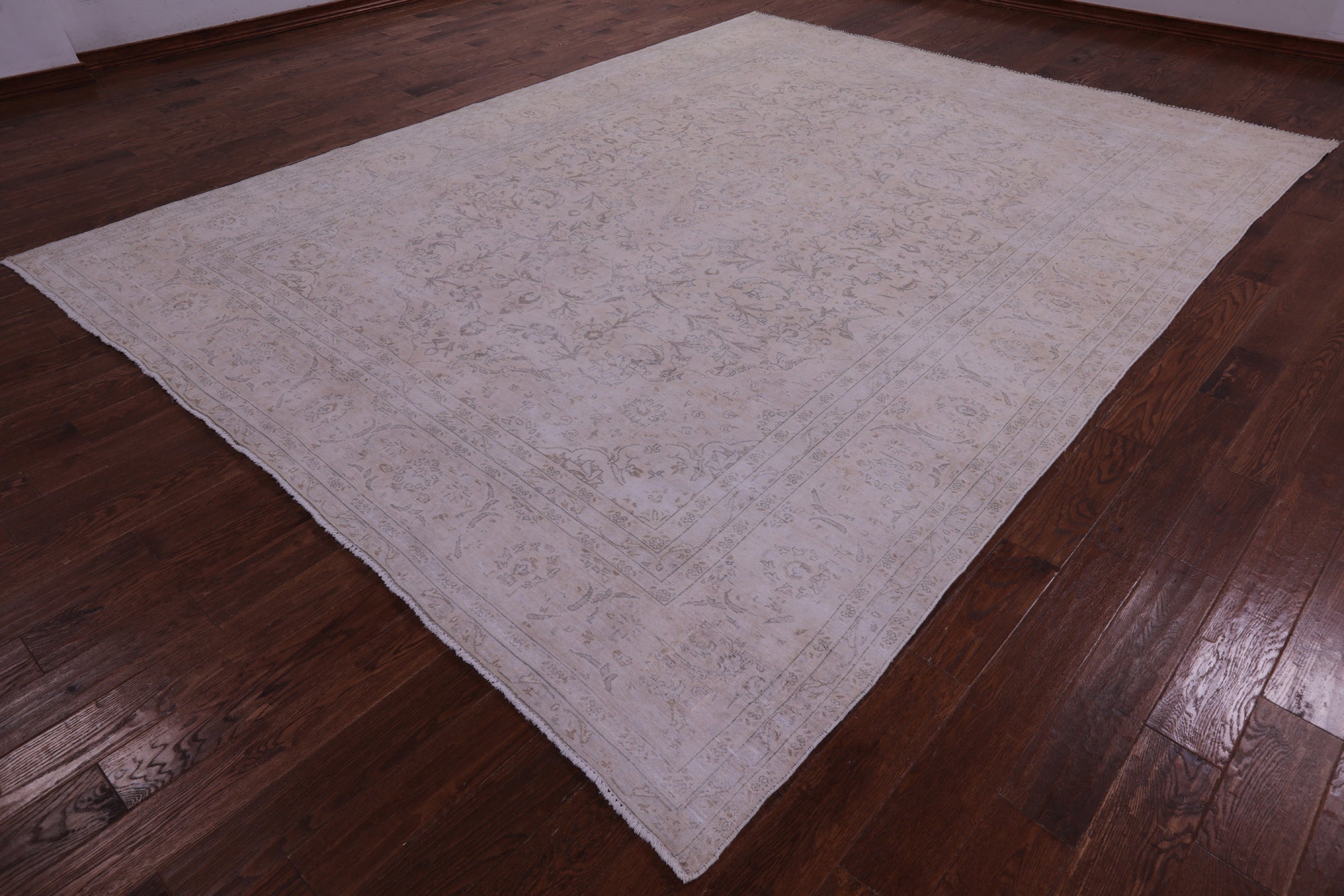 Ivory Persian Vintage White Wash Hand Knotted Wool Rug - 9' 4" X 12' 1" - Golden Nile