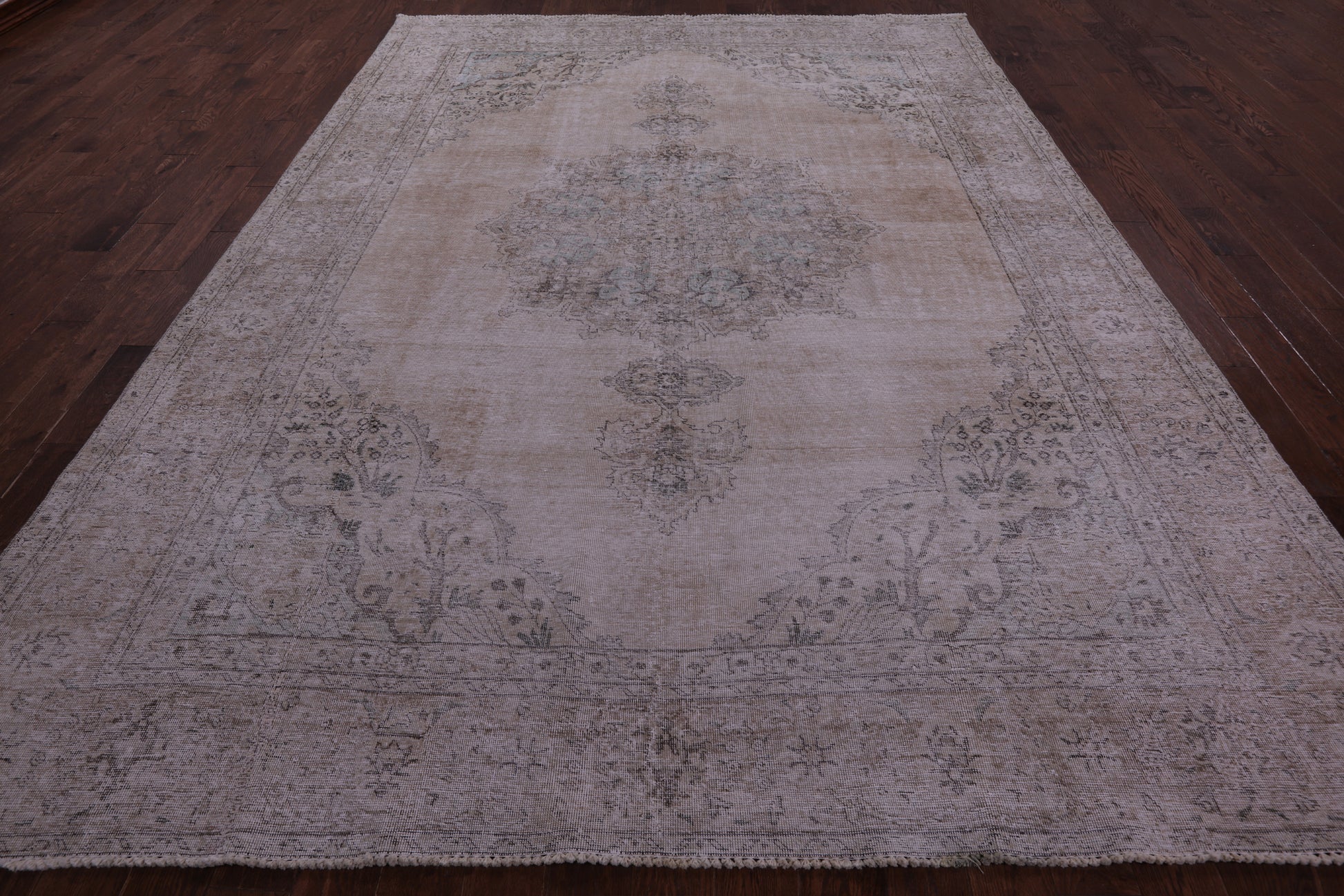 Ivory Persian Vintage White Wash Hand Knotted Wool Rug - 8' 10" X 12' 0" - Golden Nile