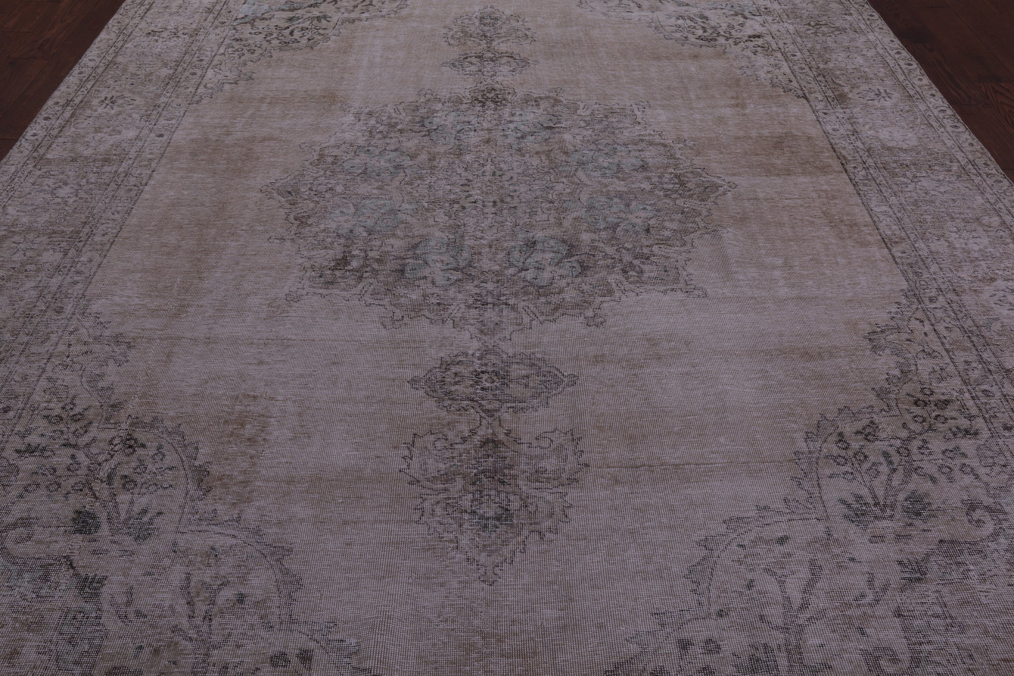 Ivory Persian Vintage White Wash Hand Knotted Wool Rug - 8' 10" X 12' 0" - Golden Nile