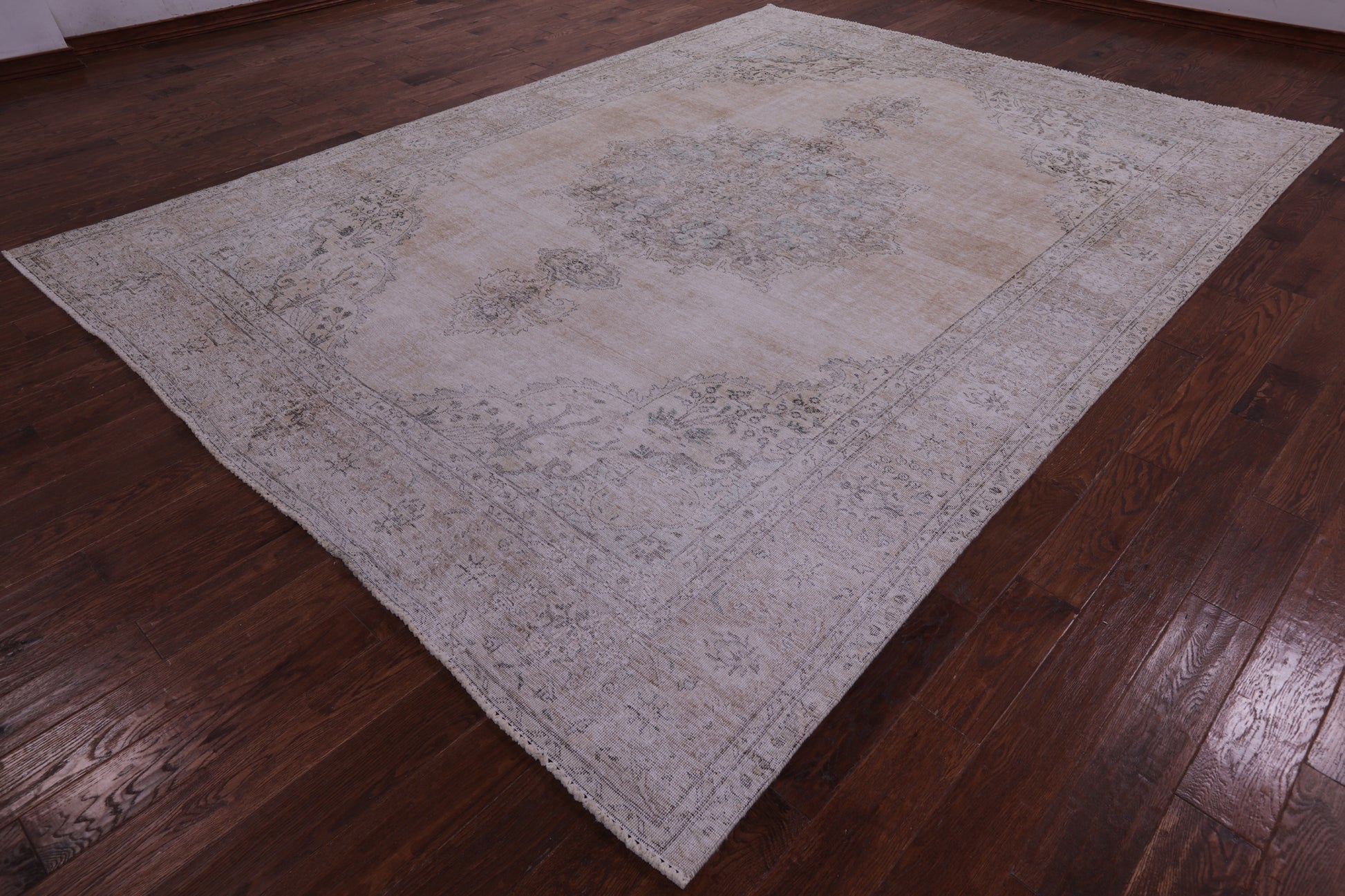 Ivory Persian Vintage White Wash Hand Knotted Wool Rug - 8' 10" X 12' 0" - Golden Nile