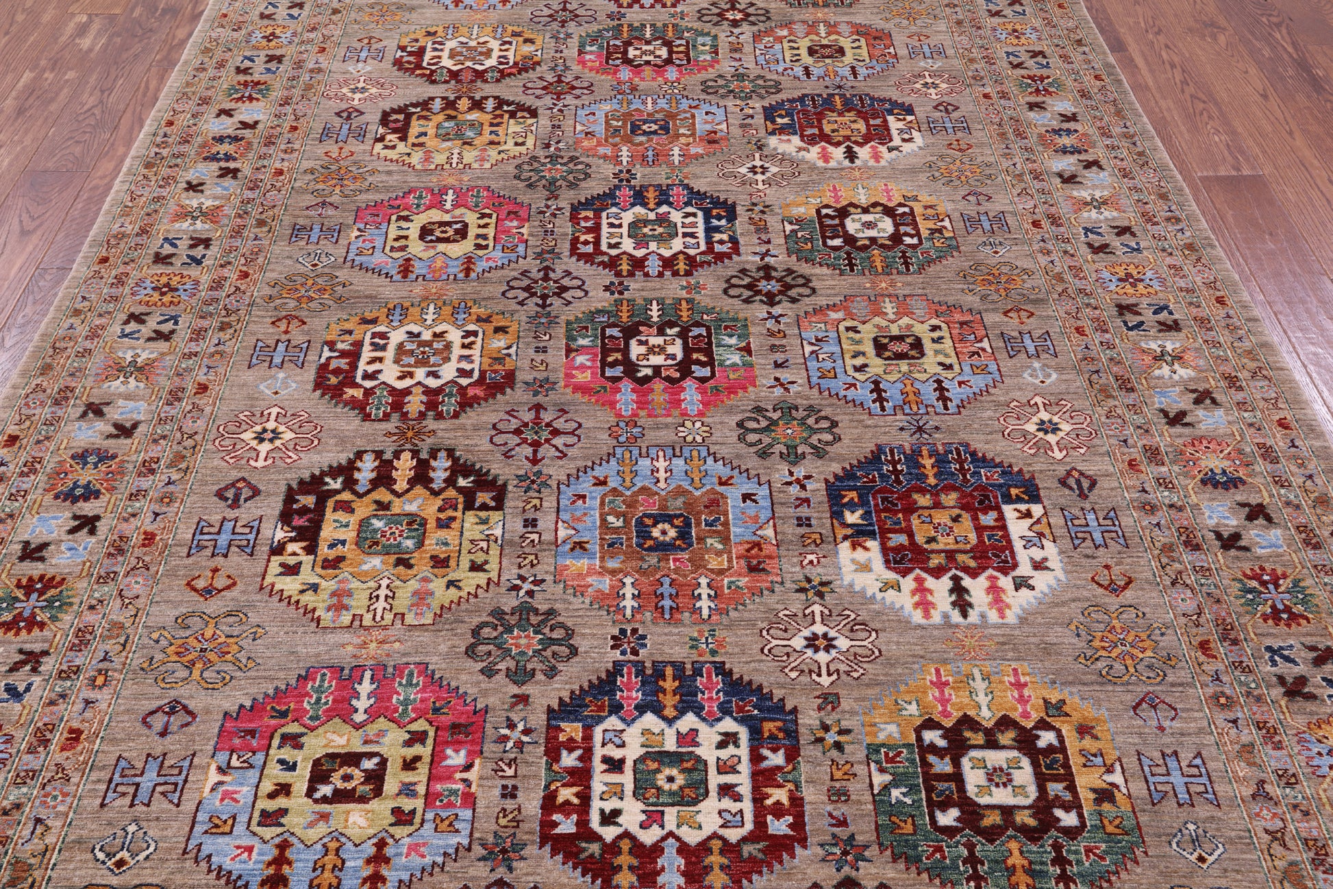 Turkmen Ersari Hand Knotted Wool Rug - 6' 10" X 9' 7" - Golden Nile