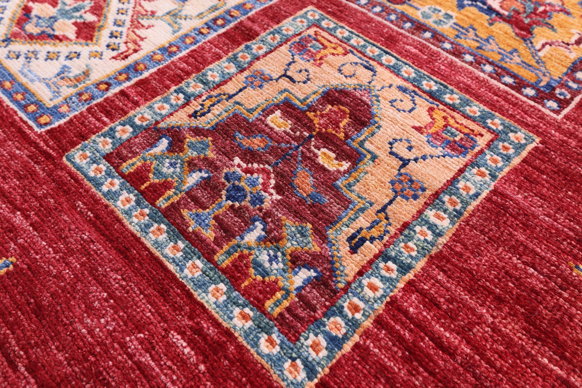 Red Garden Design Persian Hand Knotted Wool Rug - 5' 9" X 8' 0" - Golden Nile