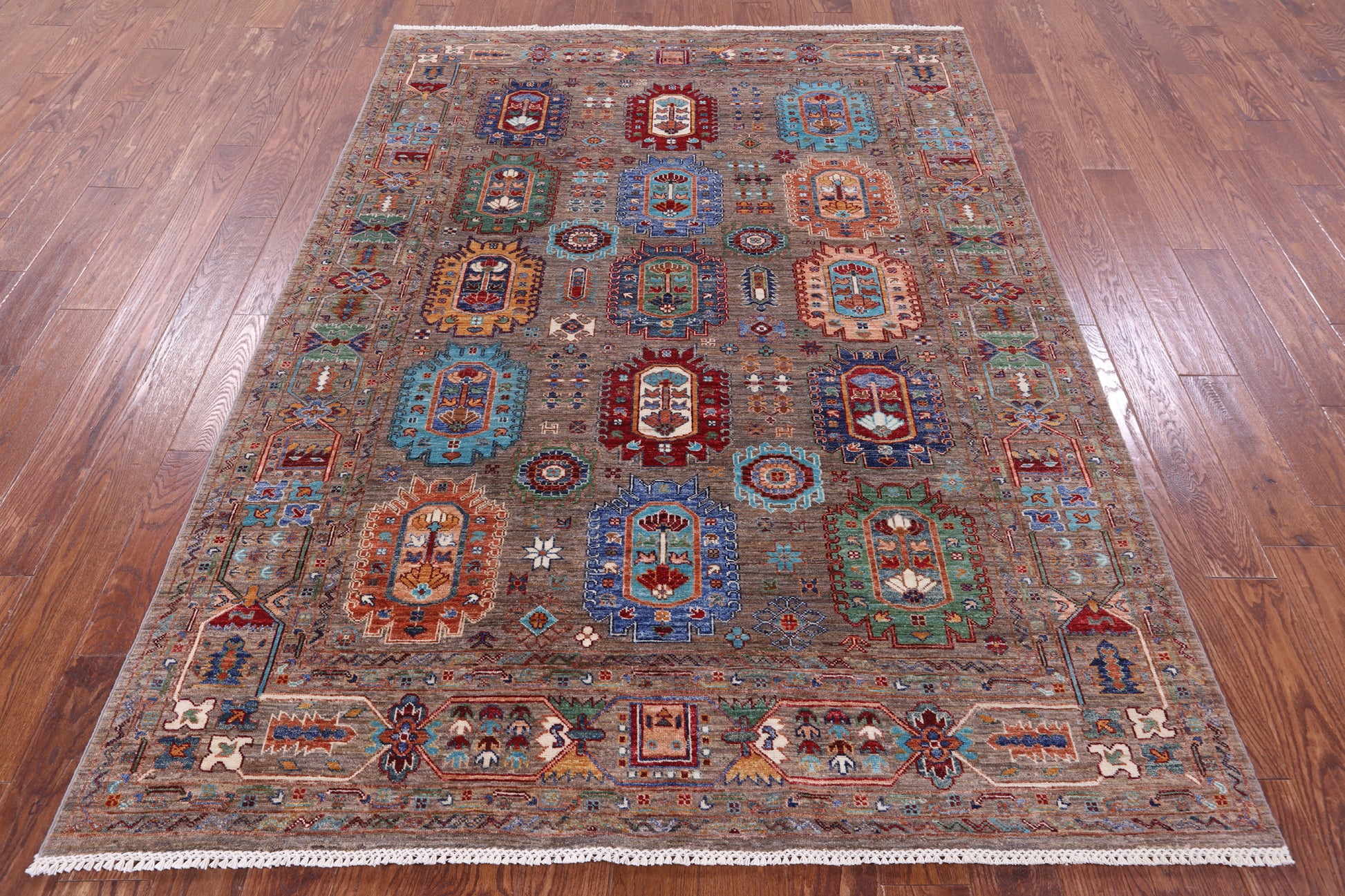 Turkmen Ersari Hand Knotted Wool Rug - 5' 10" X 7' 10" - Golden Nile