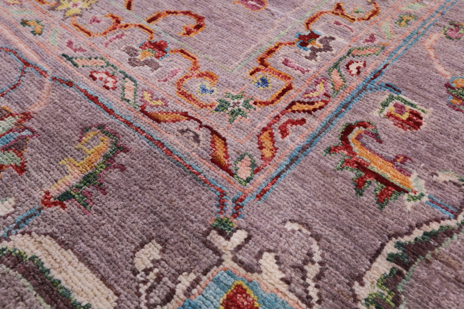 Peshawar Hand Knotted Wool Rug - 8' 2" X 10' 2" - Golden Nile