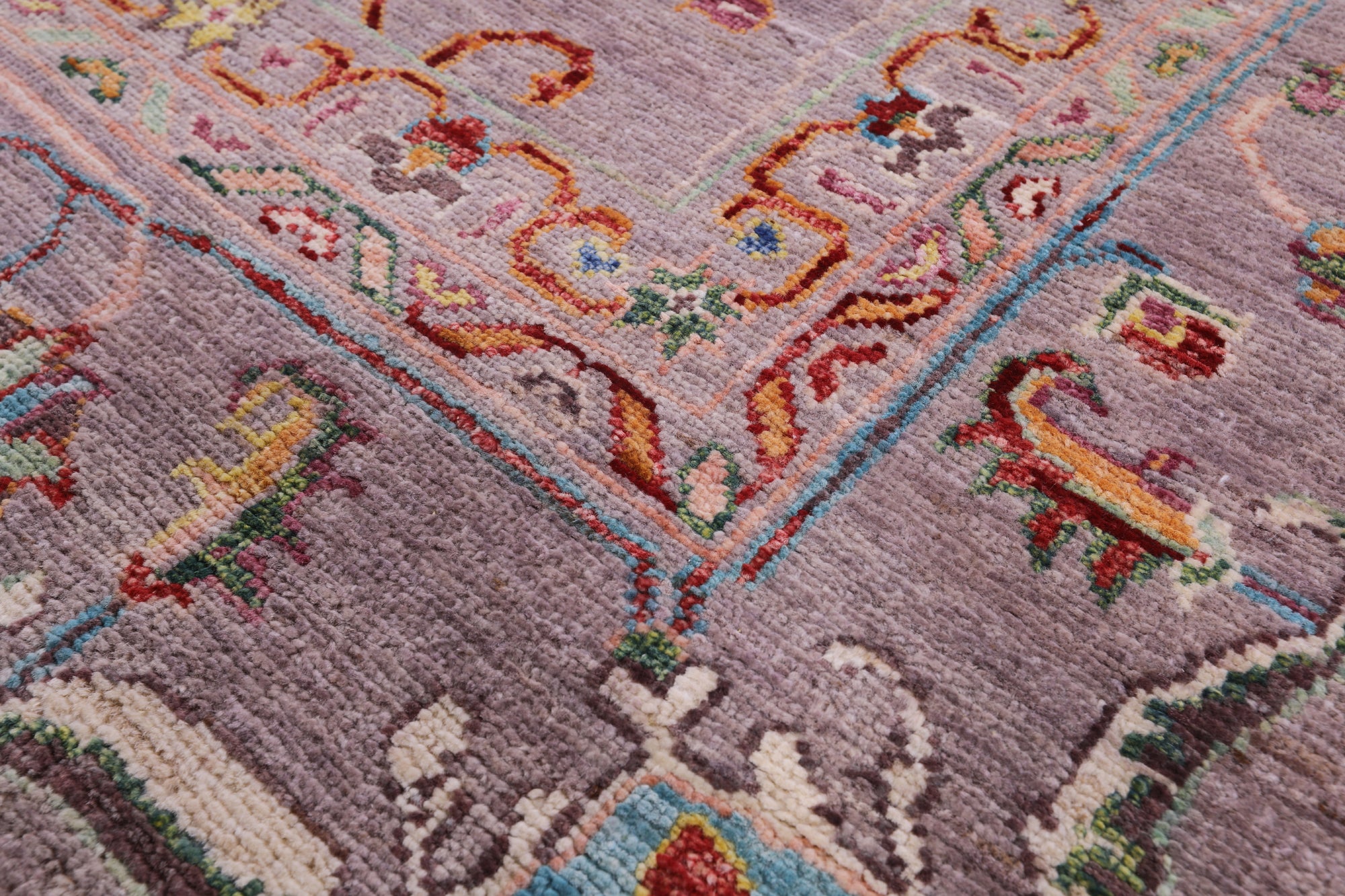 Peshawar Hand Knotted Wool Rug - 8' 2" X 10' 2" - Golden Nile