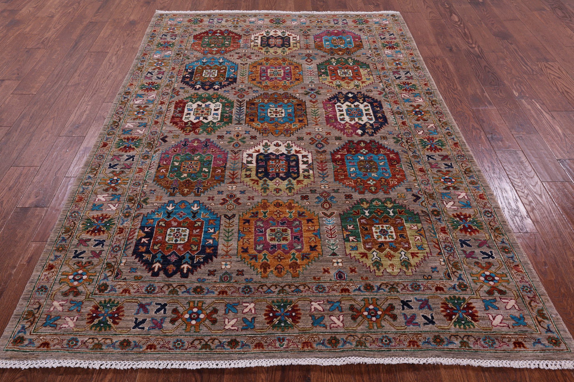 Turkmen Ersari Hand Knotted Wool Rug - 5' 8" X 8' 1" - Golden Nile