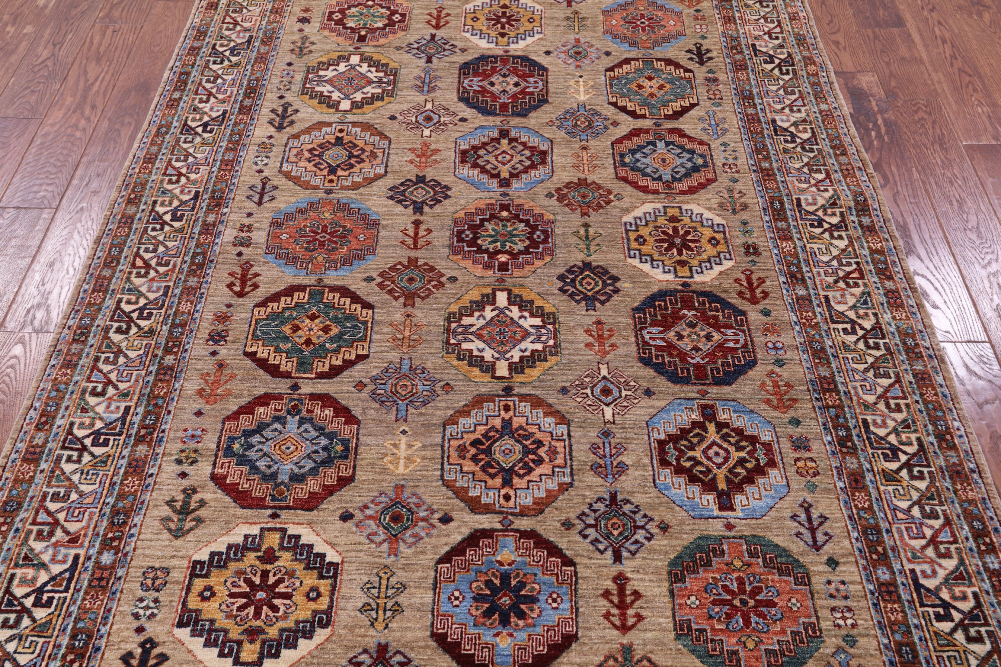 Turkmen Ersari Hand Knotted Wool Rug - 5' 7" X 8' 0" - Golden Nile