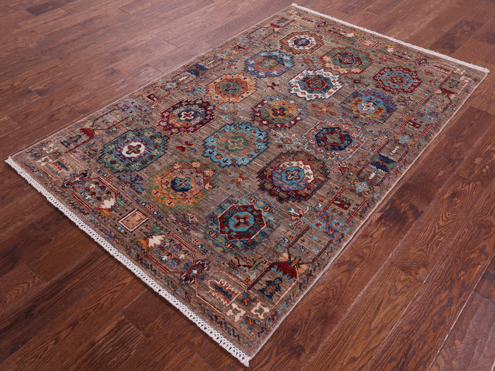 Turkmen Ersari Hand Knotted Wool Rug - 4' 0" X 6' 2" - Golden Nile