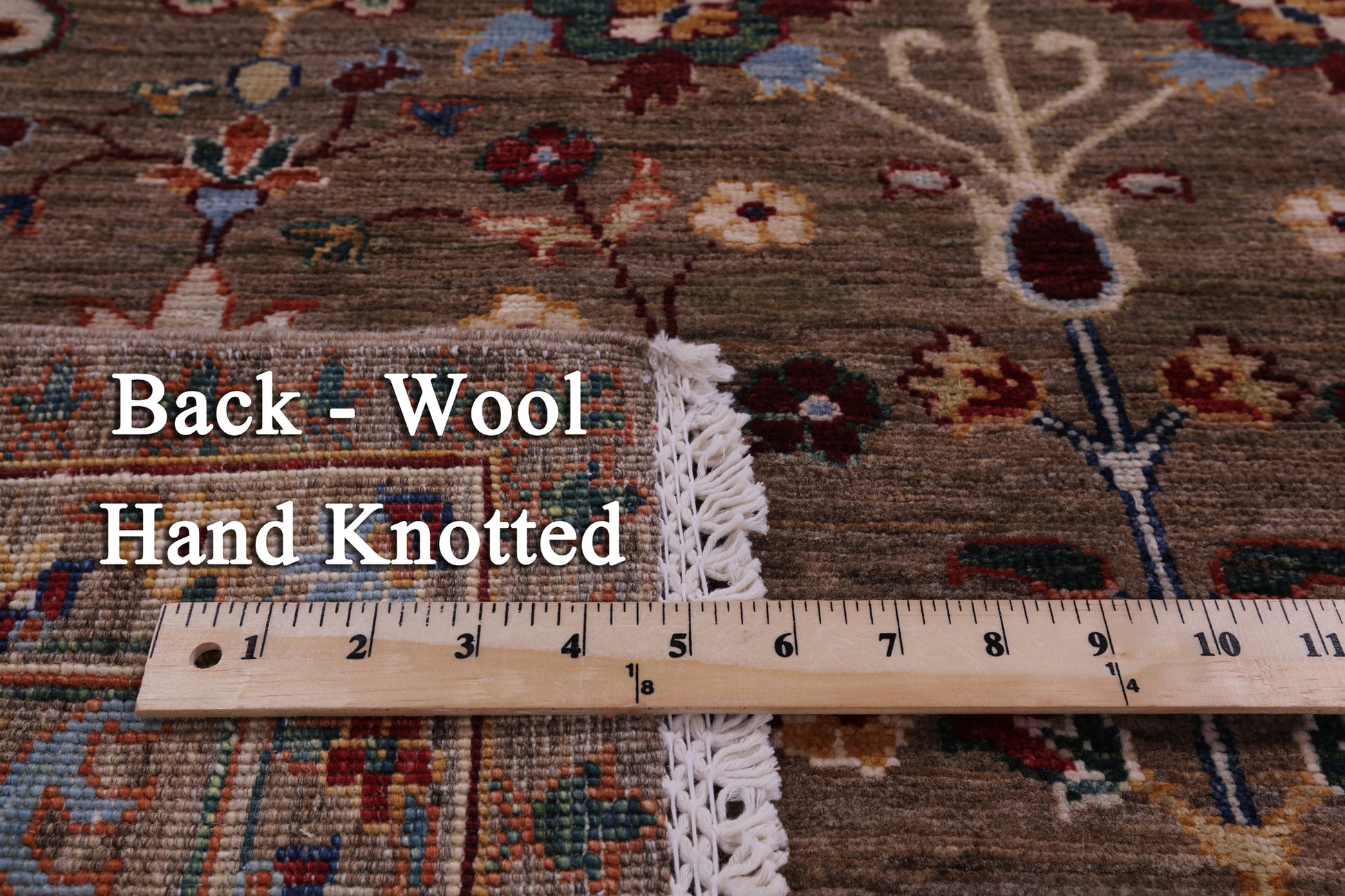 Peshawar Hand Knotted Wool Rug - 4' 2" X 6' 1" - Golden Nile