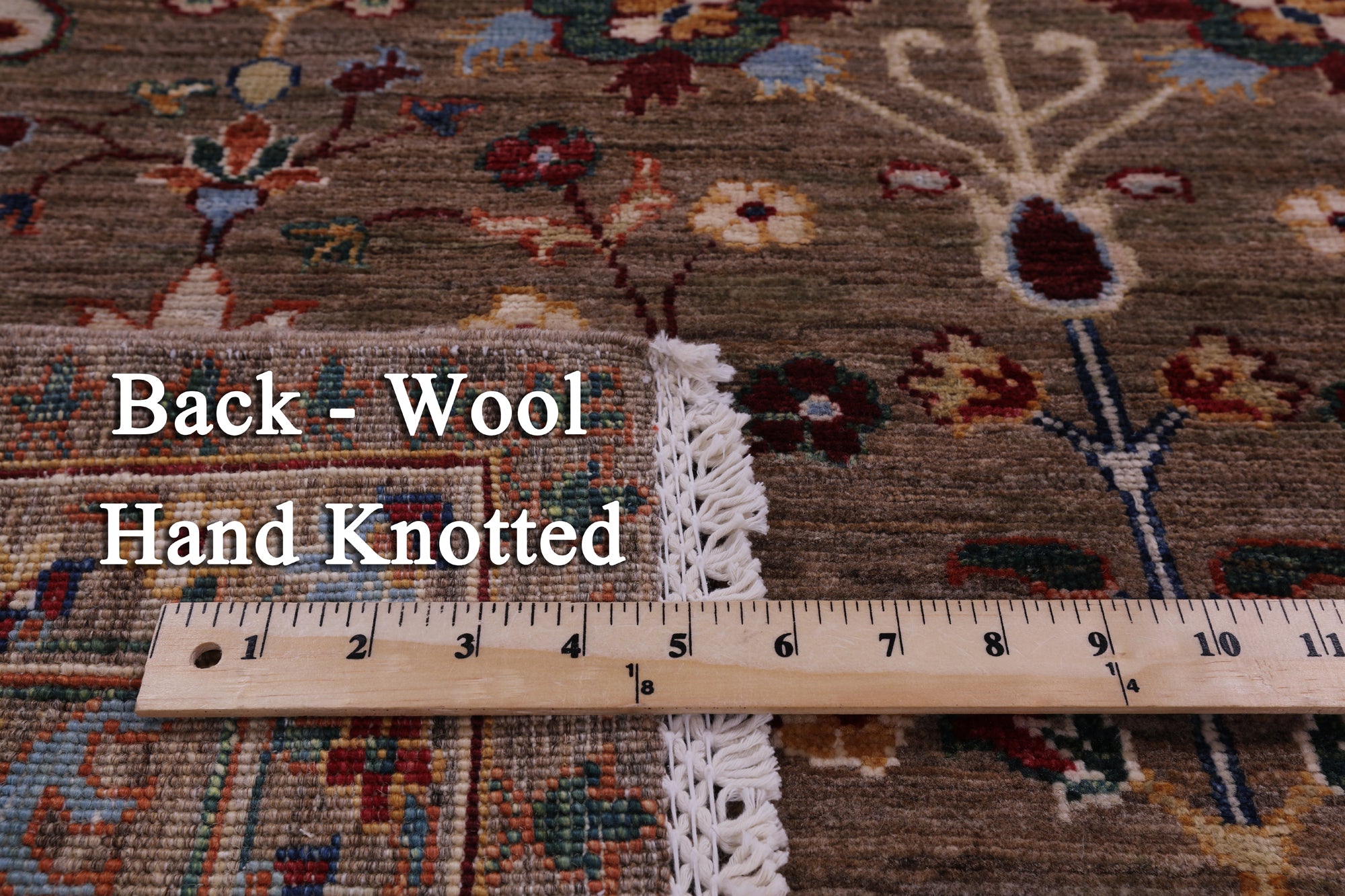 Peshawar Hand Knotted Wool Rug - 4' 2" X 6' 1" - Golden Nile
