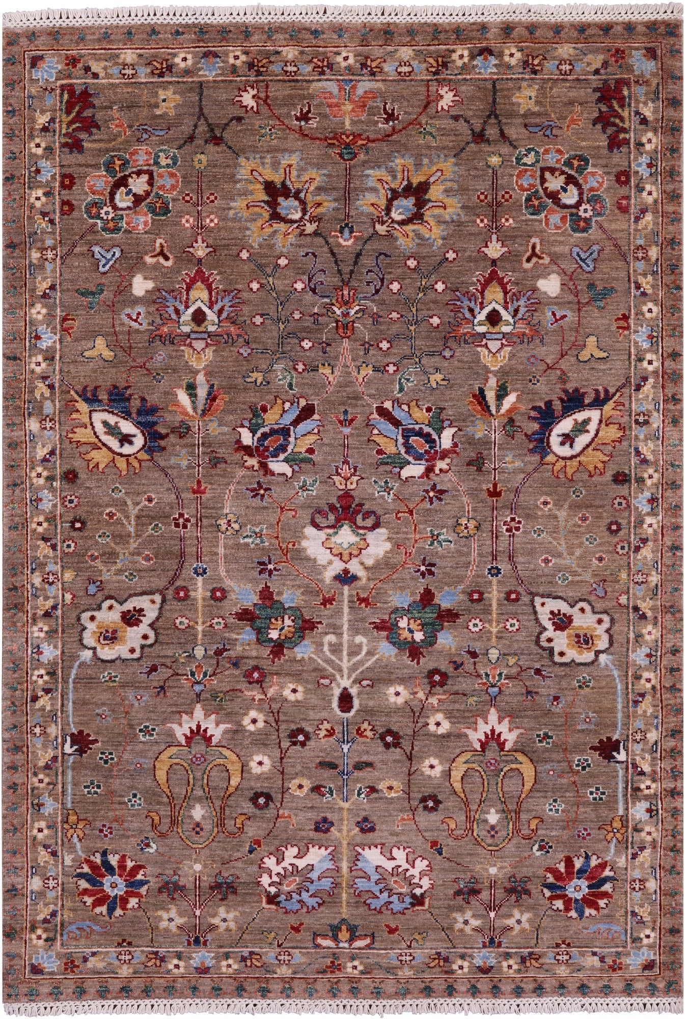 Peshawar Hand Knotted Wool Rug - 4' 2" X 6' 1" - Golden Nile
