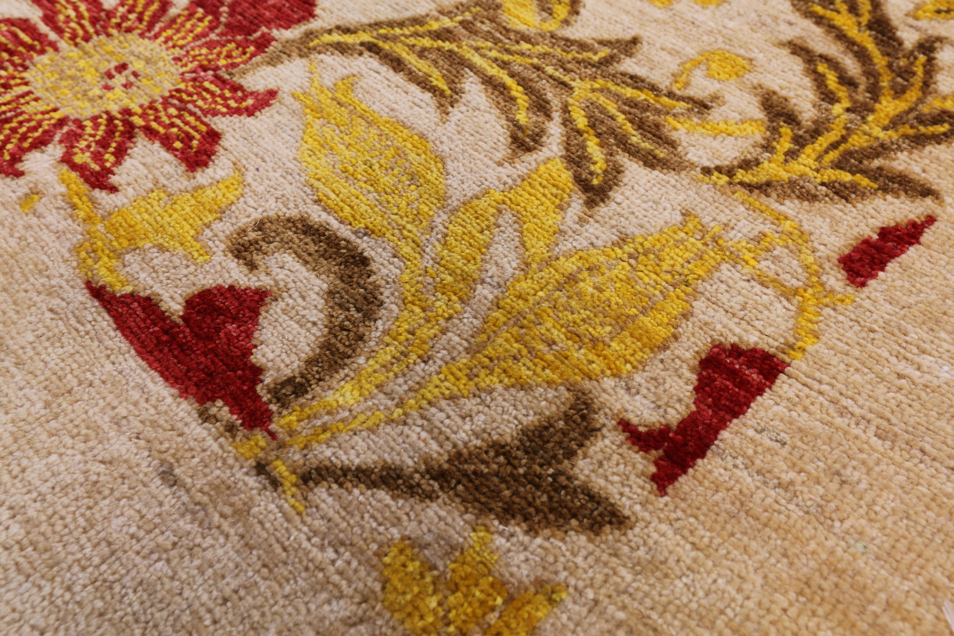 Ivory William Morris Handmade Wool Area Rug - 8' 10" X 12' 0" - Golden Nile
