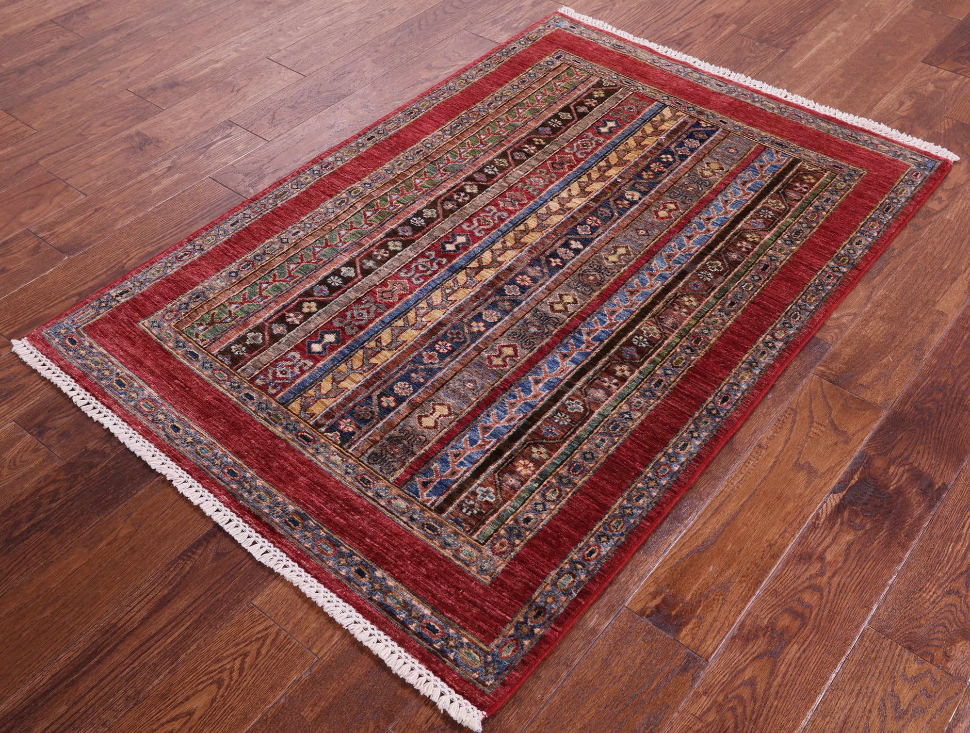 Shall Persian Gabbeh Handmade Wool Rug - 3' 3" X 4' 9" - Golden Nile