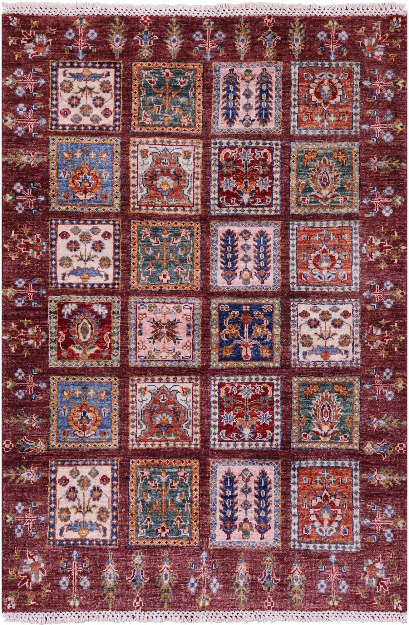 Garden Design Persian Handmade Wool Rug - 3' 1" X 4' 7" - Golden Nile