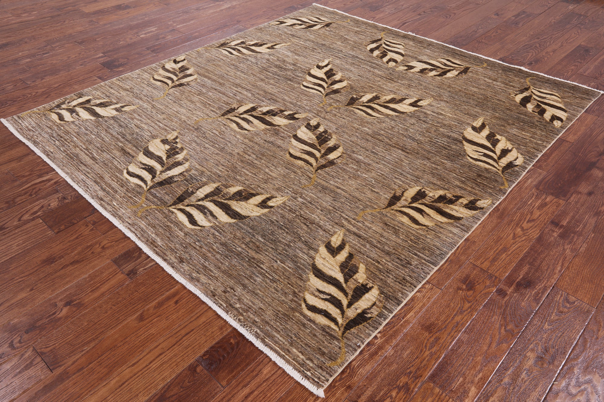 Modern Natural Handmade Wool Area Rug - 6' 8" X 7' 6" - Golden Nile