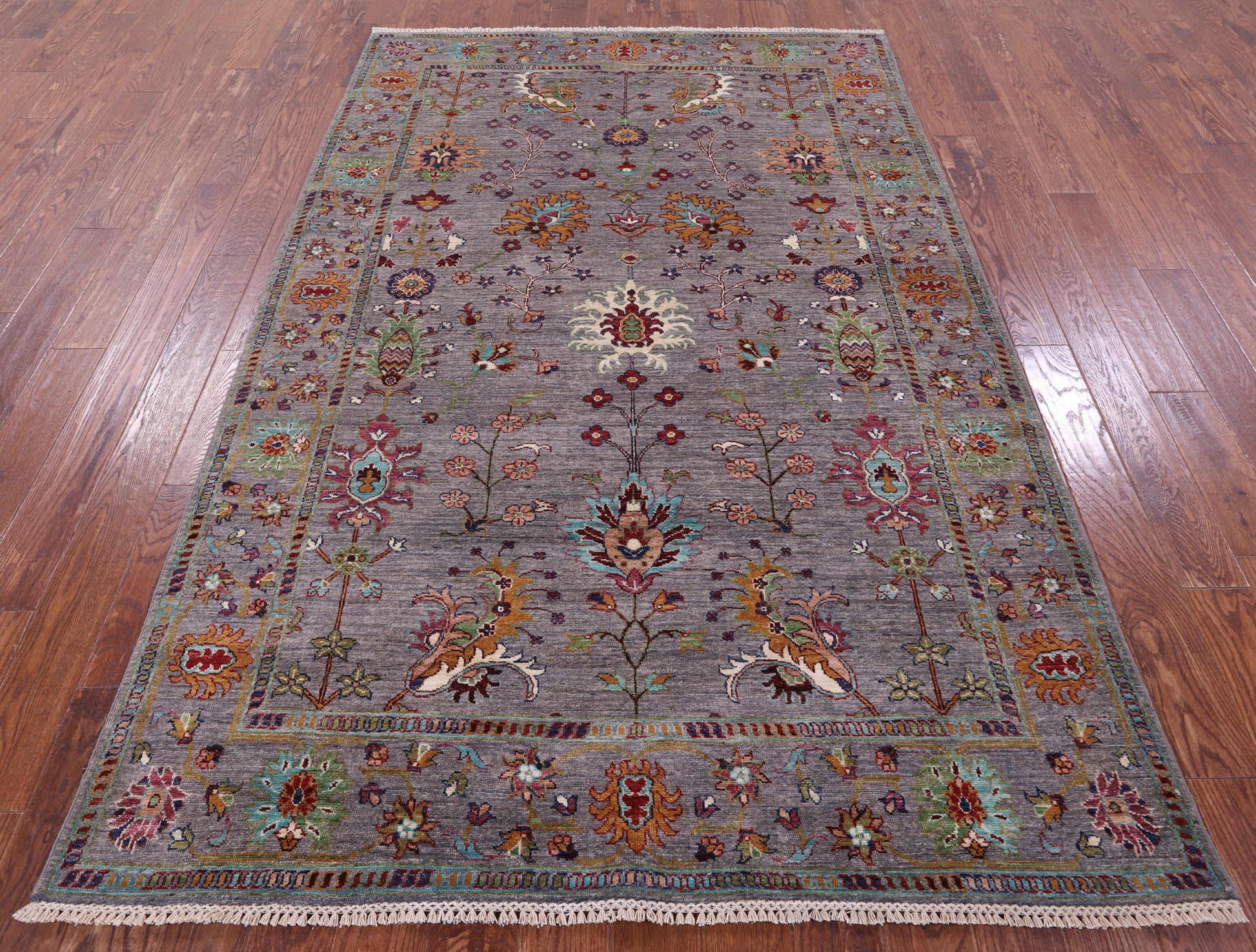 Grey Peshawar Hand Knotted Wool Rug - 5' 8" X 8' 8" - Golden Nile
