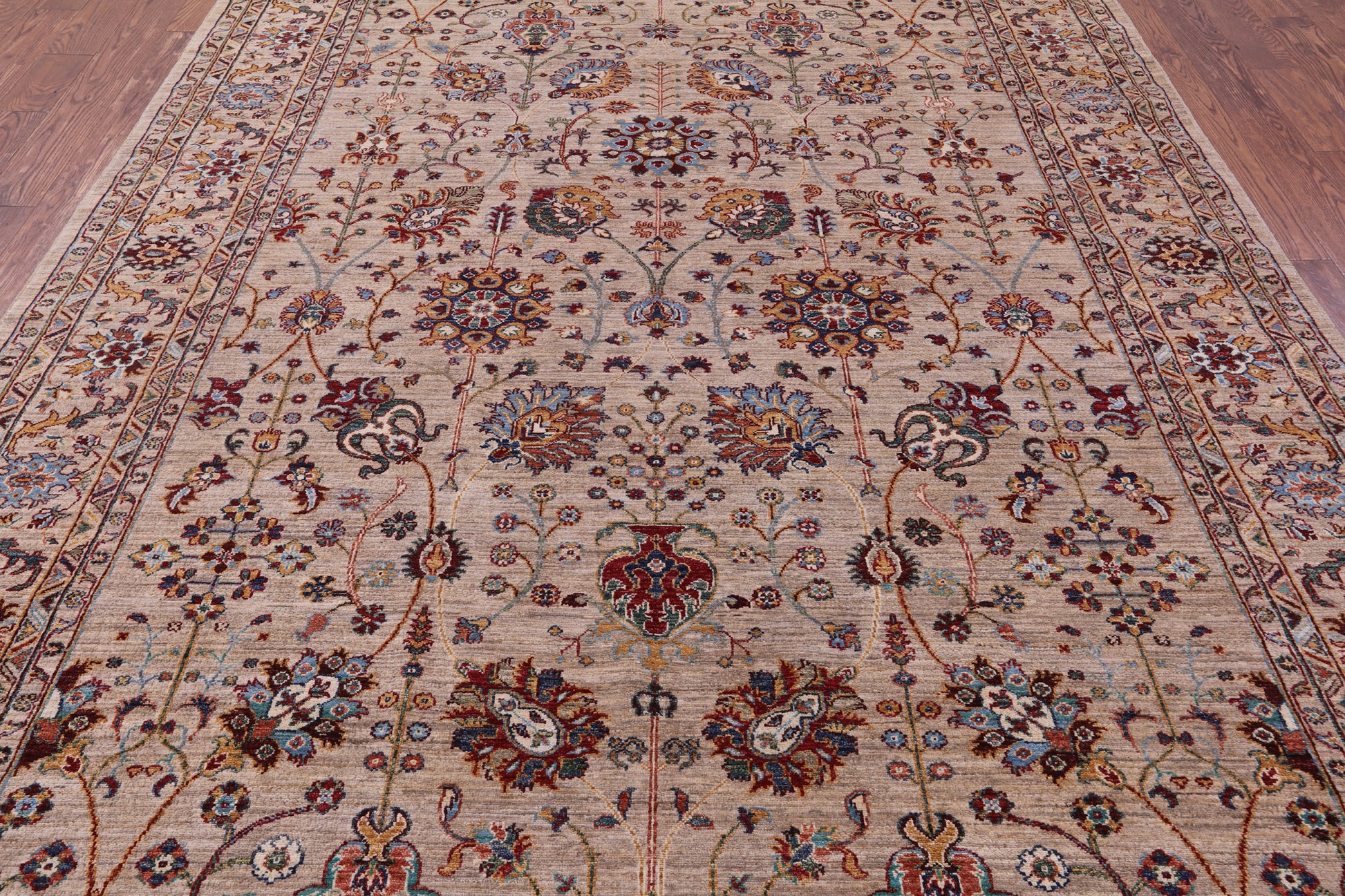 Peshawar Hand Knotted Wool Rug - 8' 3" X 11' 4" - Golden Nile