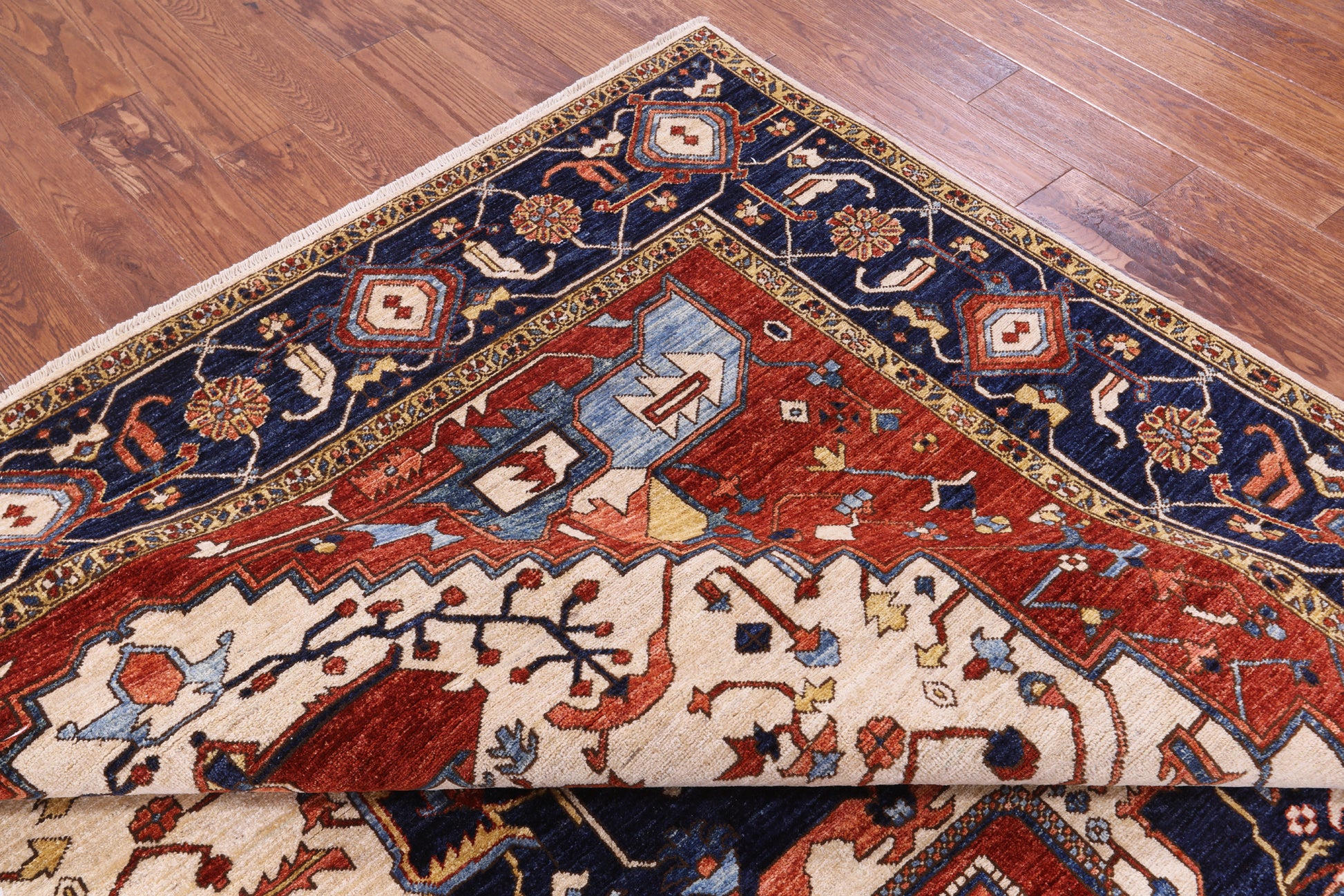 Ivory Persian Fine Serapi Hand Knotted Wool Rug - 7' 11" X 10' 3" - Golden Nile
