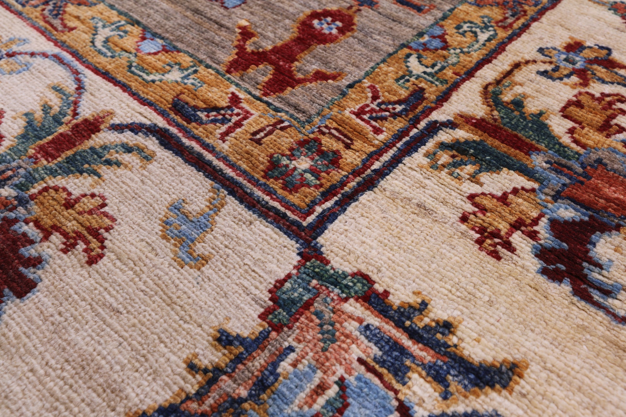 Persian Tabriz Hand Knotted Wool Rug - 6' 8" X 9' 9" - Golden Nile