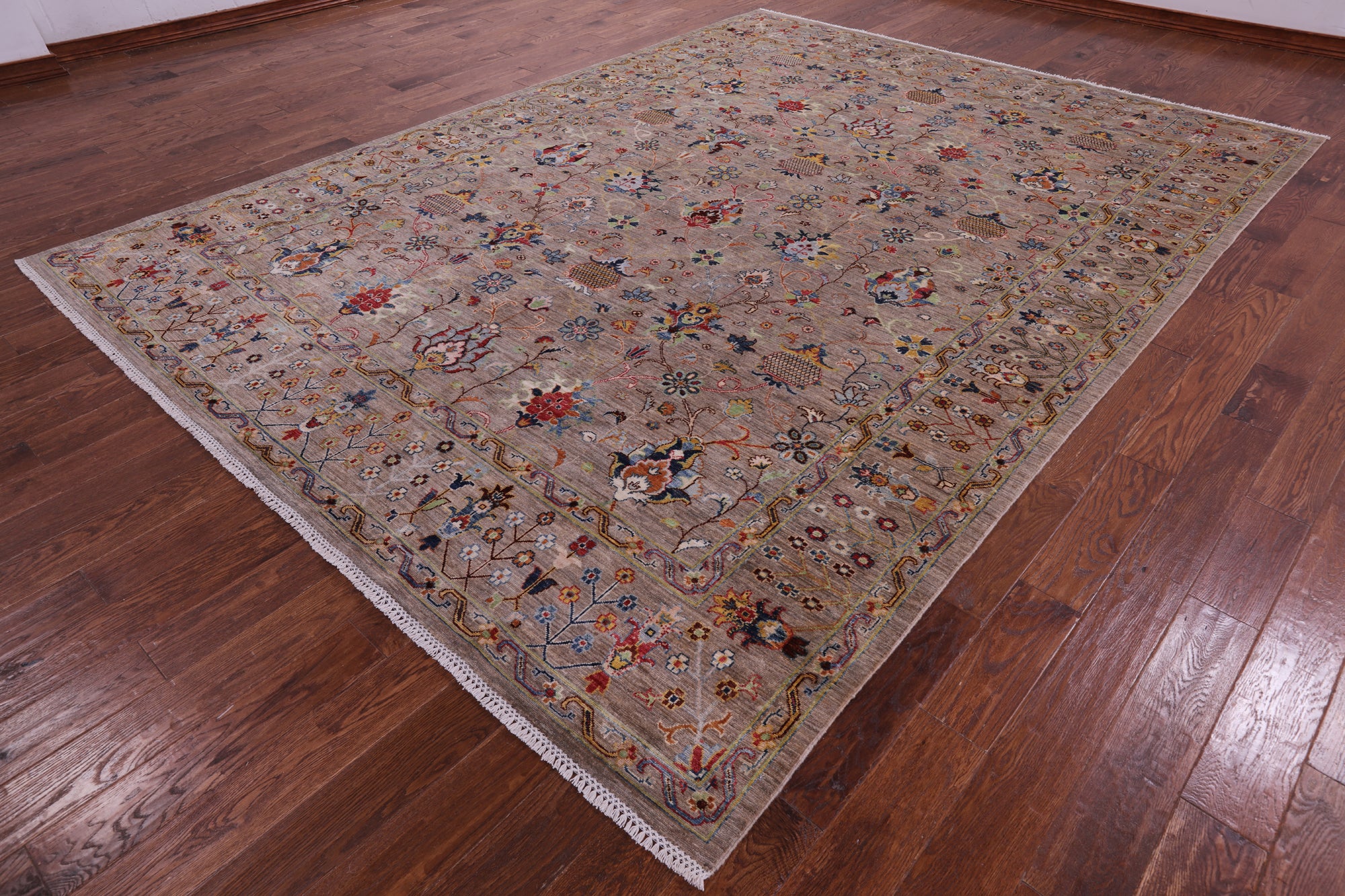 Peshawar Hand Knotted Wool Rug - 8' 11" X 12' 0" - Golden Nile