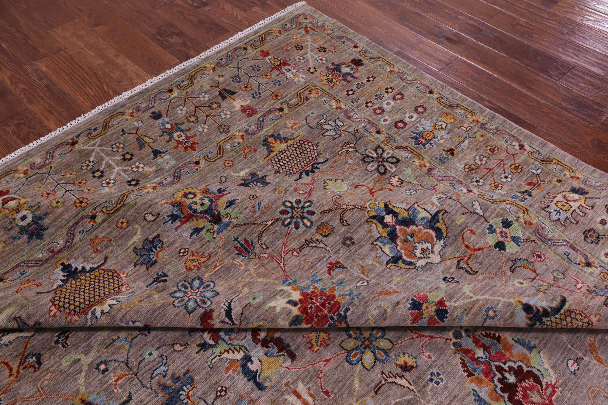 Peshawar Hand Knotted Wool Rug - 8' 11" X 12' 0" - Golden Nile