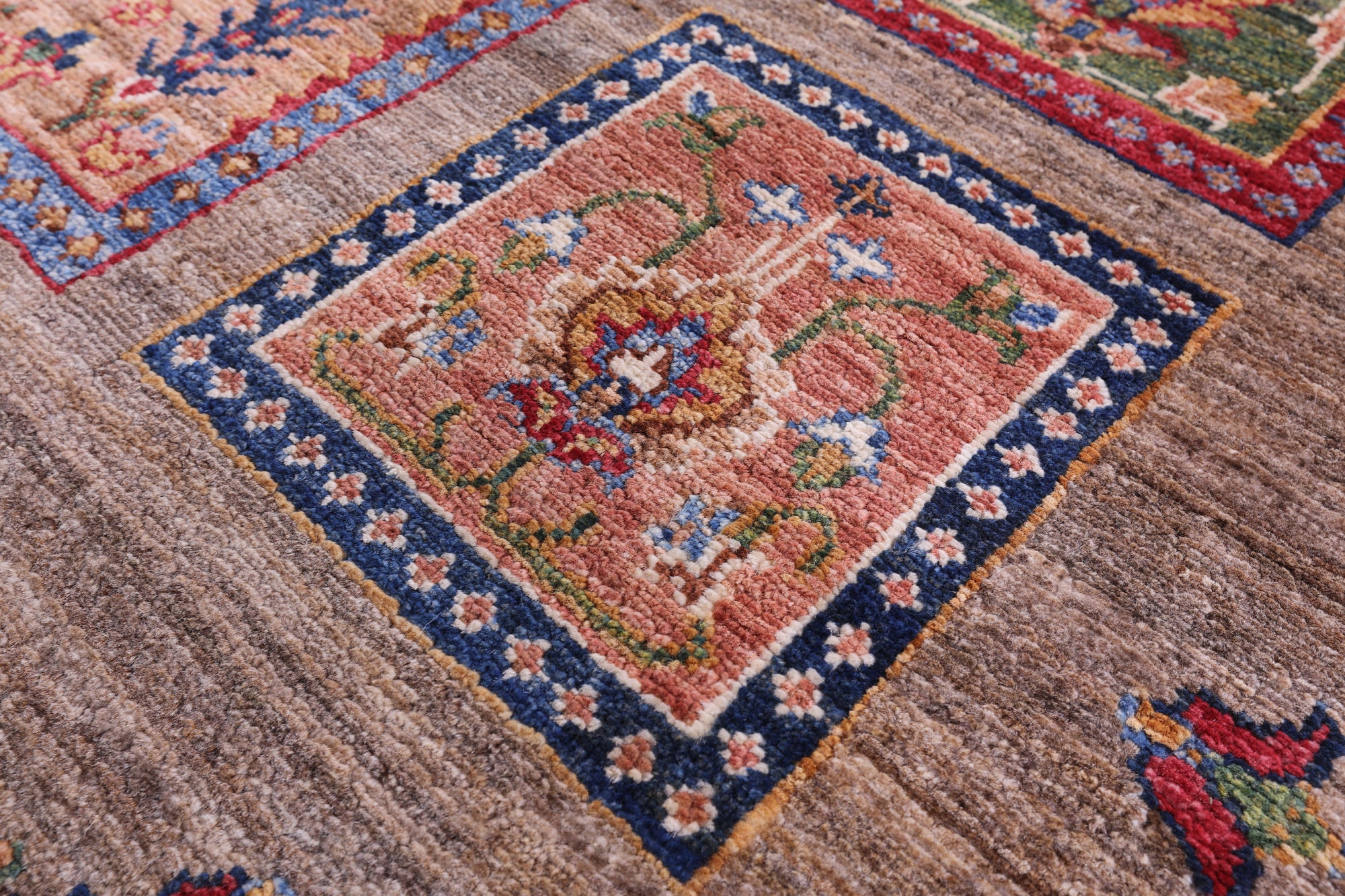 Garden Design Persian Hand Knotted Wool Rug - 6' 10" X 9' 7" - Golden Nile