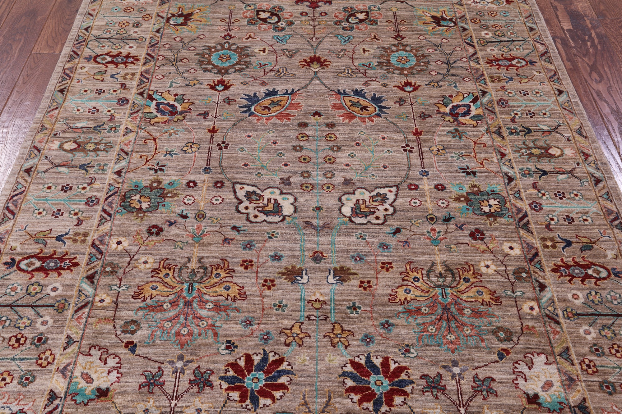 Peshawar Handmade Wool Rug - 5' 0" X 6' 5" - Golden Nile