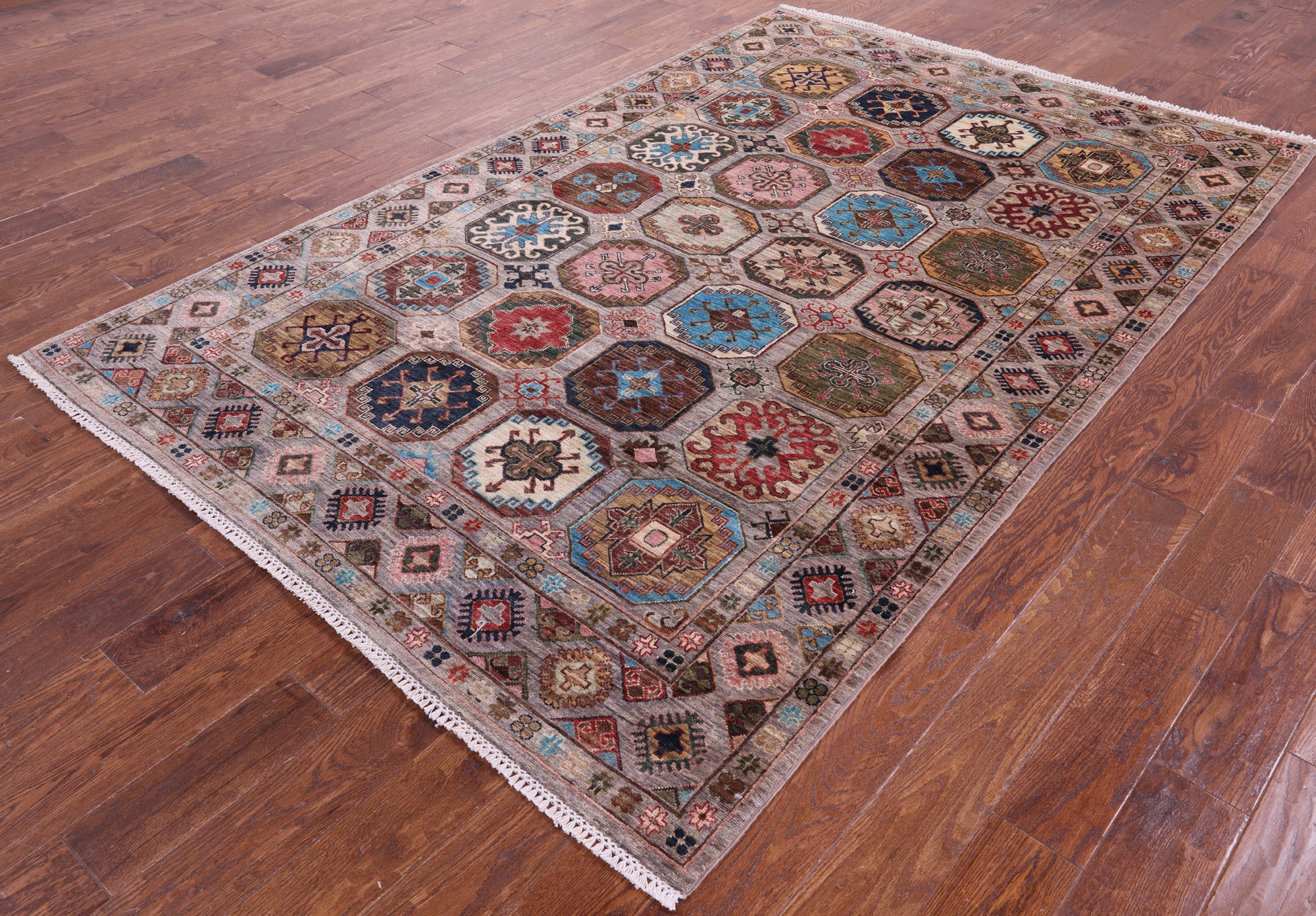 Turkmen Ersari Hand Knotted Wool Rug - 5' 9" X 8' 8" - Golden Nile
