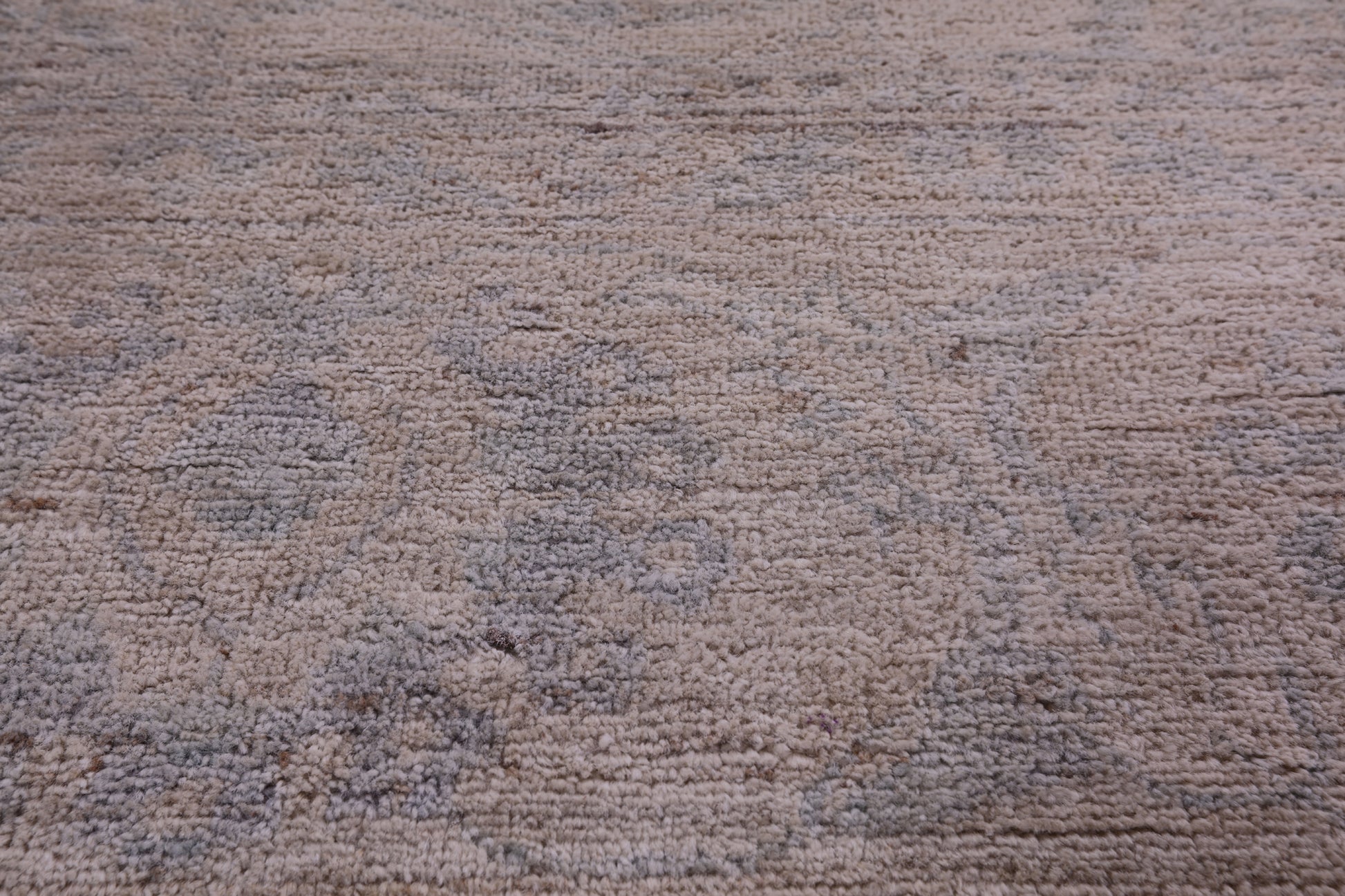 Ivory Turkish Oushak Hand Knotted Wool Rug - 8' 0" X 9' 7" - Golden Nile