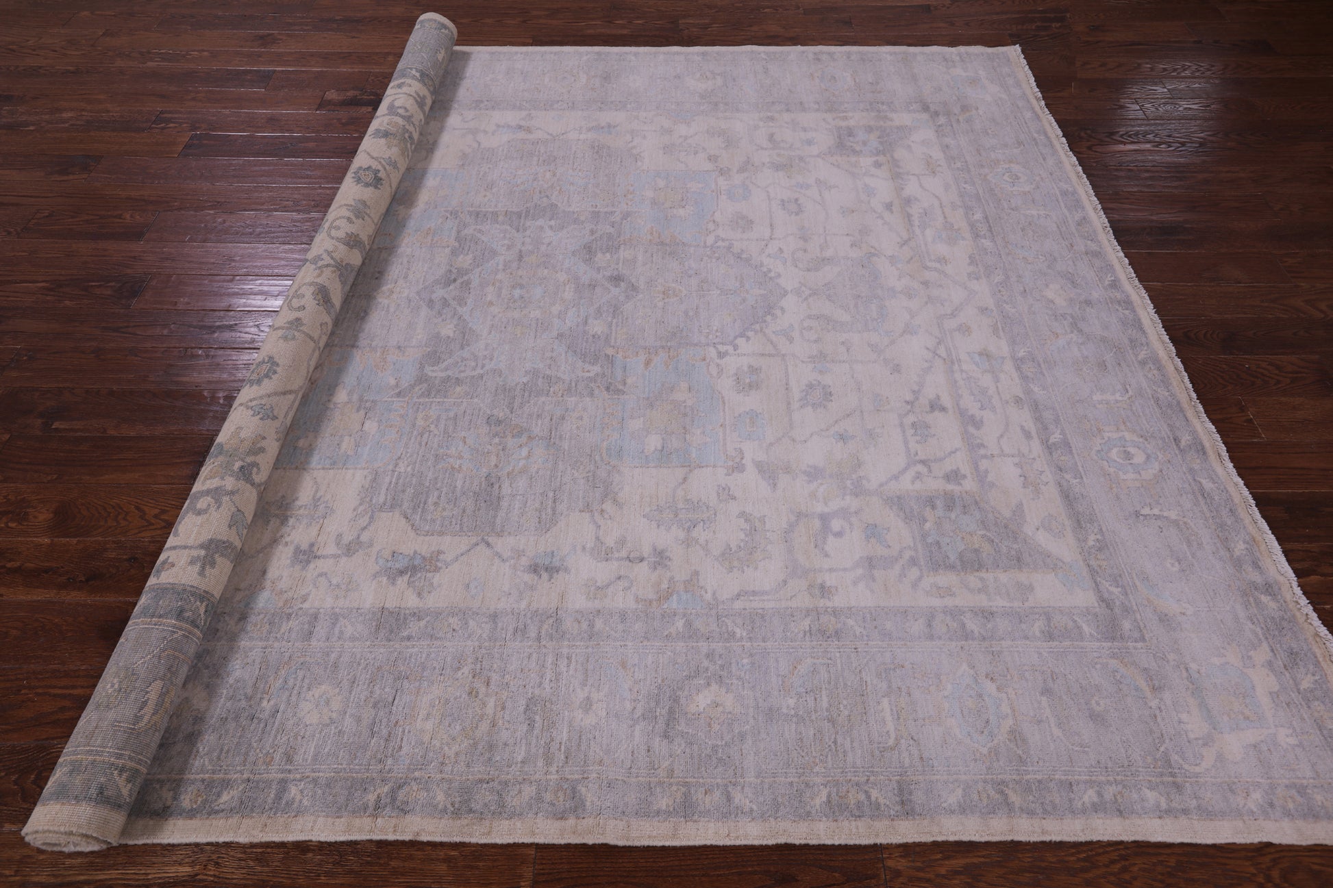 Ivory Persian Fine Serapi Hand Knotted Wool Rug - 8' 1" X 9' 9" - Golden Nile