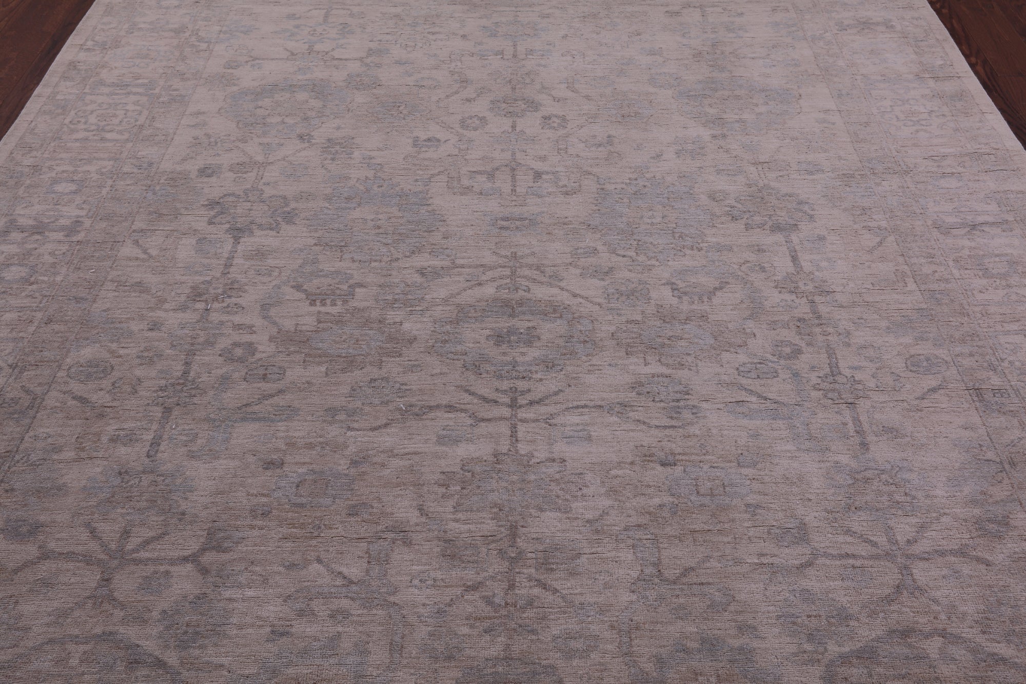 Ivory Turkish Oushak Hand Knotted Wool Rug - 7' 11" X 9' 6" - Golden Nile