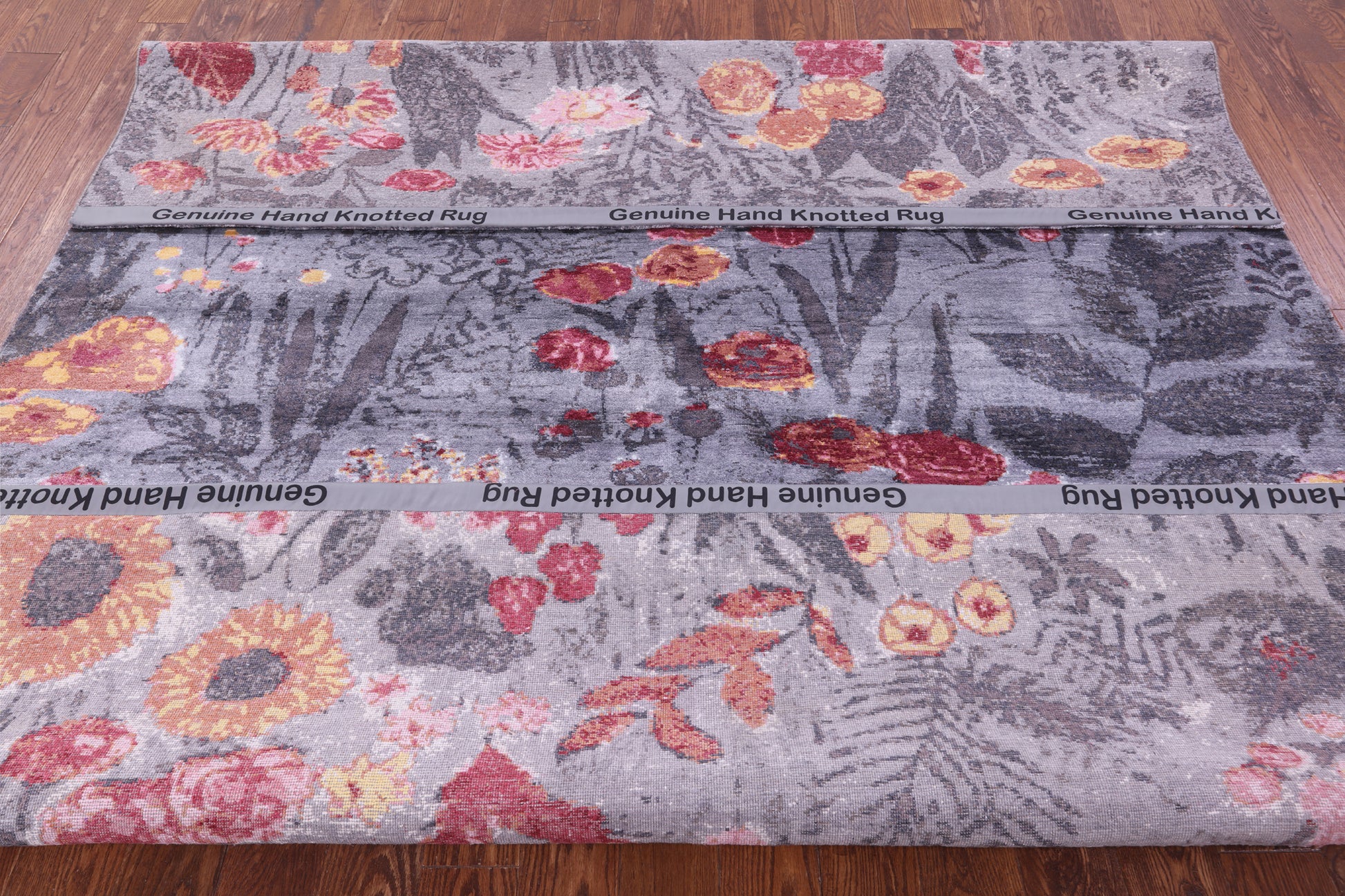Contemporary Hand Knotted 100% Silk Rug - 8' 0" X 9' 11" - Golden Nile