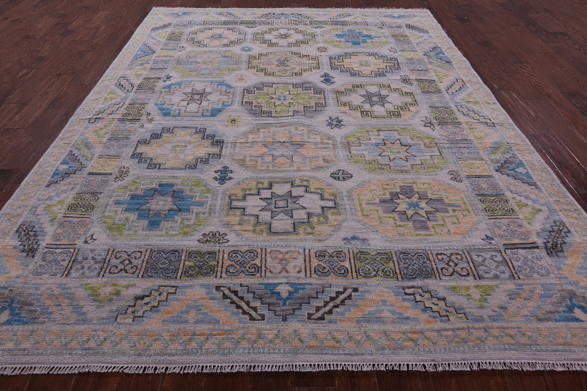 Ivory Turkmen Ersari Hand Knotted Wool Rug - 8' 0" X 10' 5" - Golden Nile