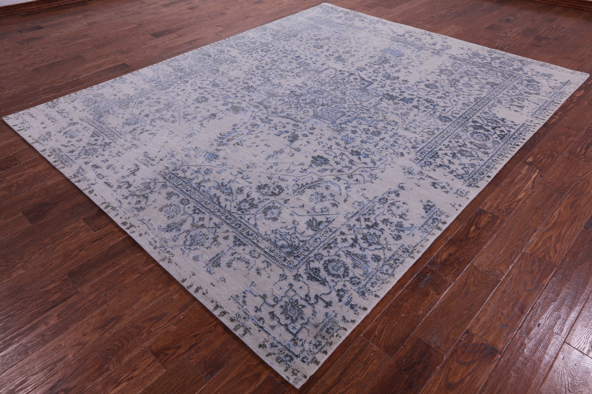 Grey Persian Fine Serapi Hand Knotted Wool & Silk Rug - 7' 11" X 9' 9" - Golden Nile