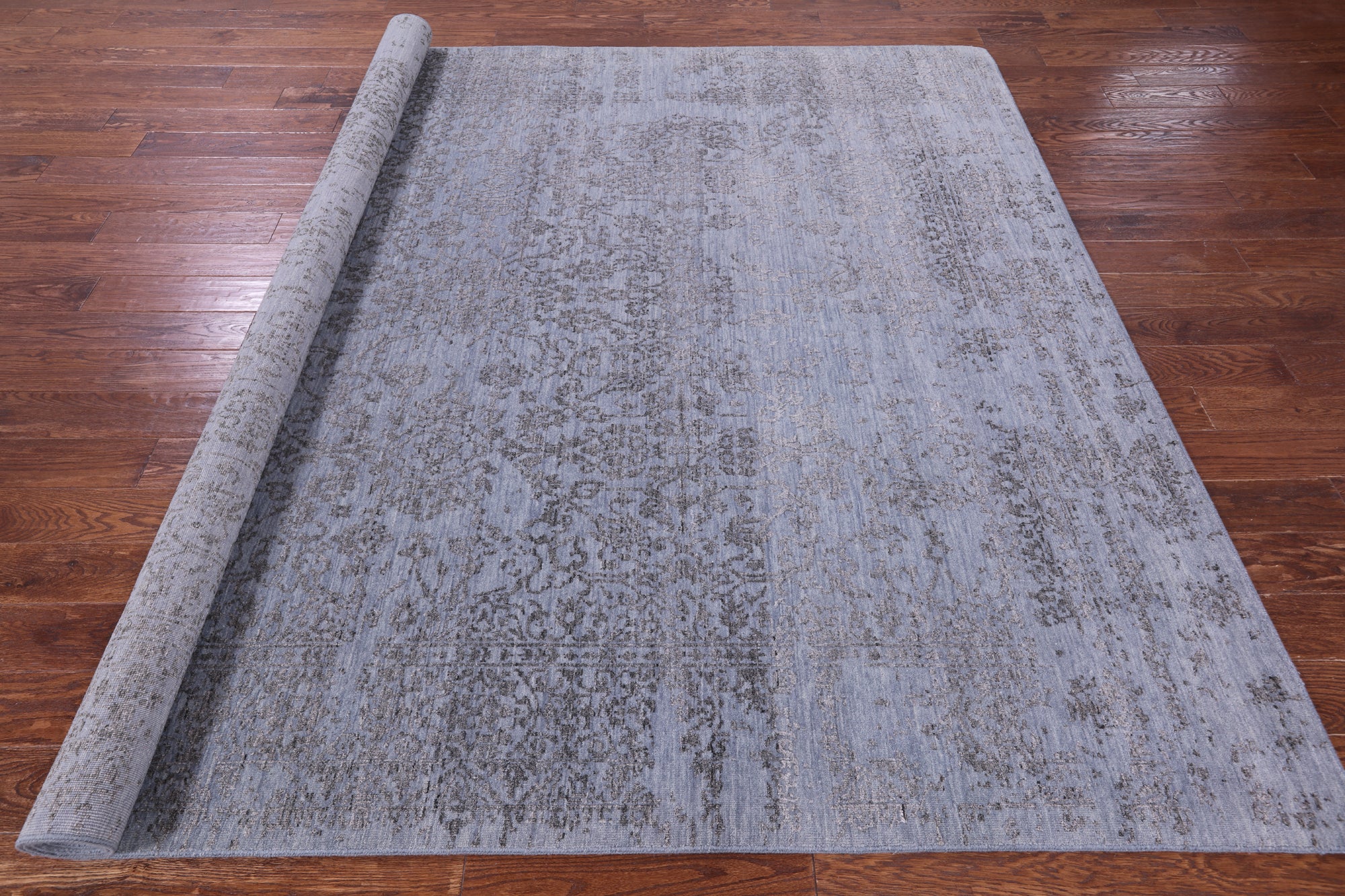 Grey Persian Hand Knotted Wool & Silk Rug - 8' 0" X 10' 0" - Golden Nile