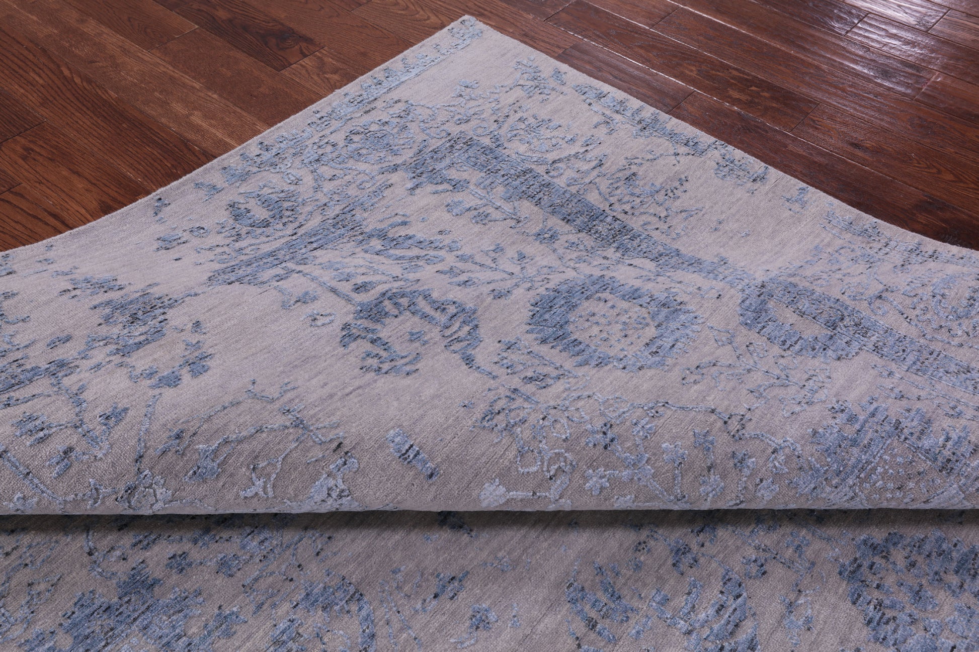 Grey Persian Tabriz Hand Knotted Wool & Silk Rug - 7' 11" X 9' 11" - Golden Nile