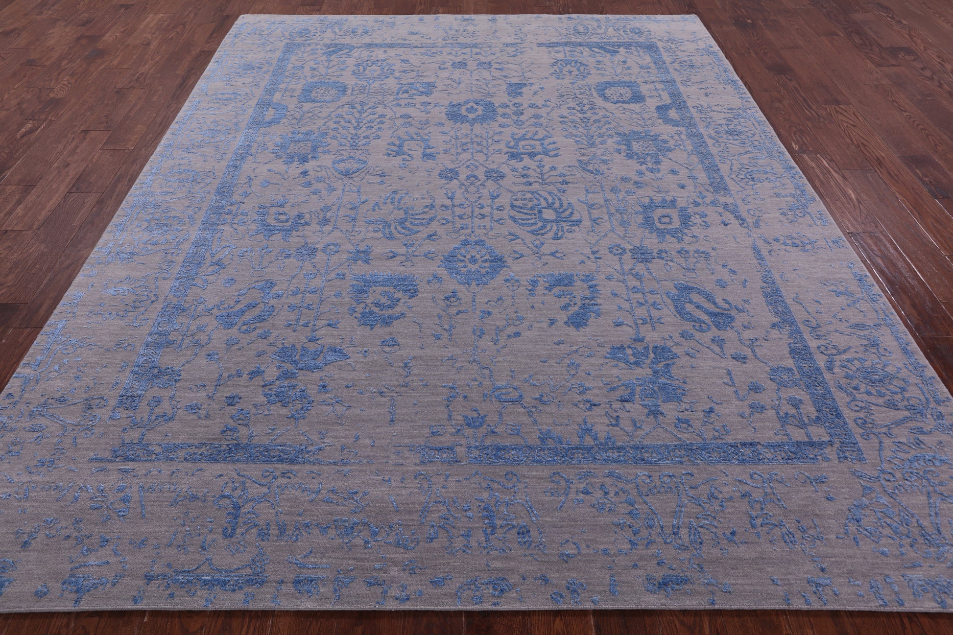Grey Persian Hand Knotted Wool & Silk Rug - 8' 0" X 9' 11" - Golden Nile