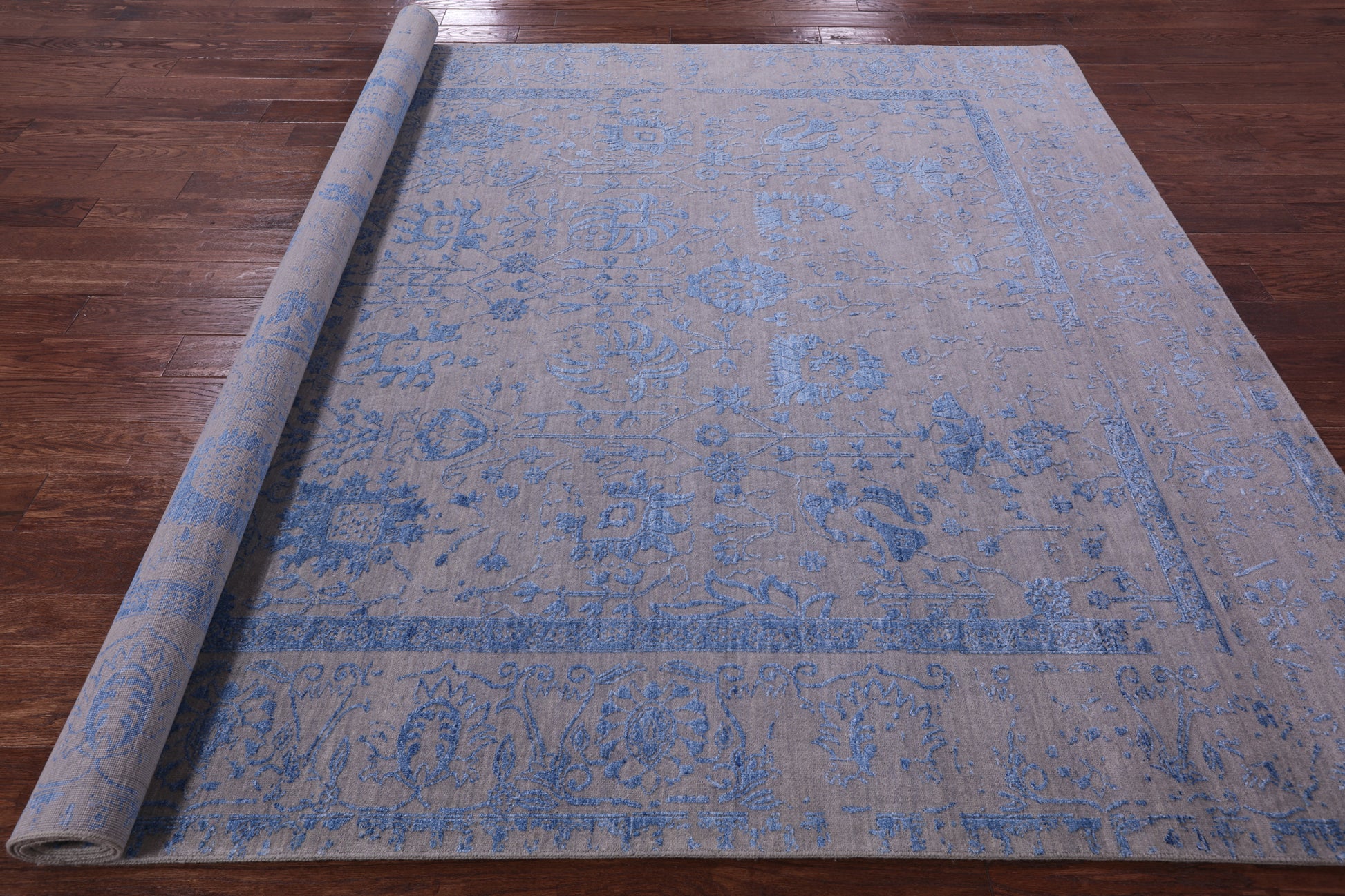Grey Persian Hand Knotted Wool & Silk Rug - 8' 0" X 9' 11" - Golden Nile