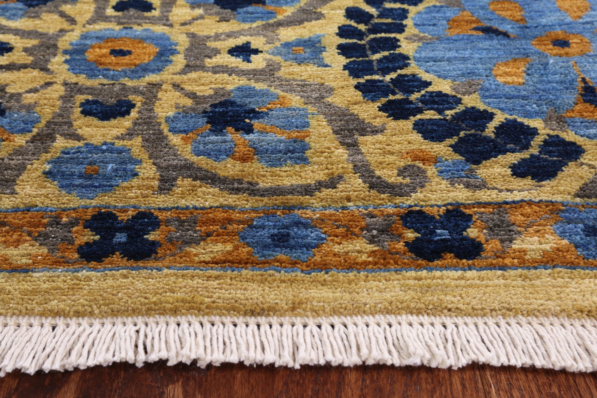 Gold William Morris Hand Knotted Wool Area Rug - 6' 3" X 11' 4" - Golden Nile